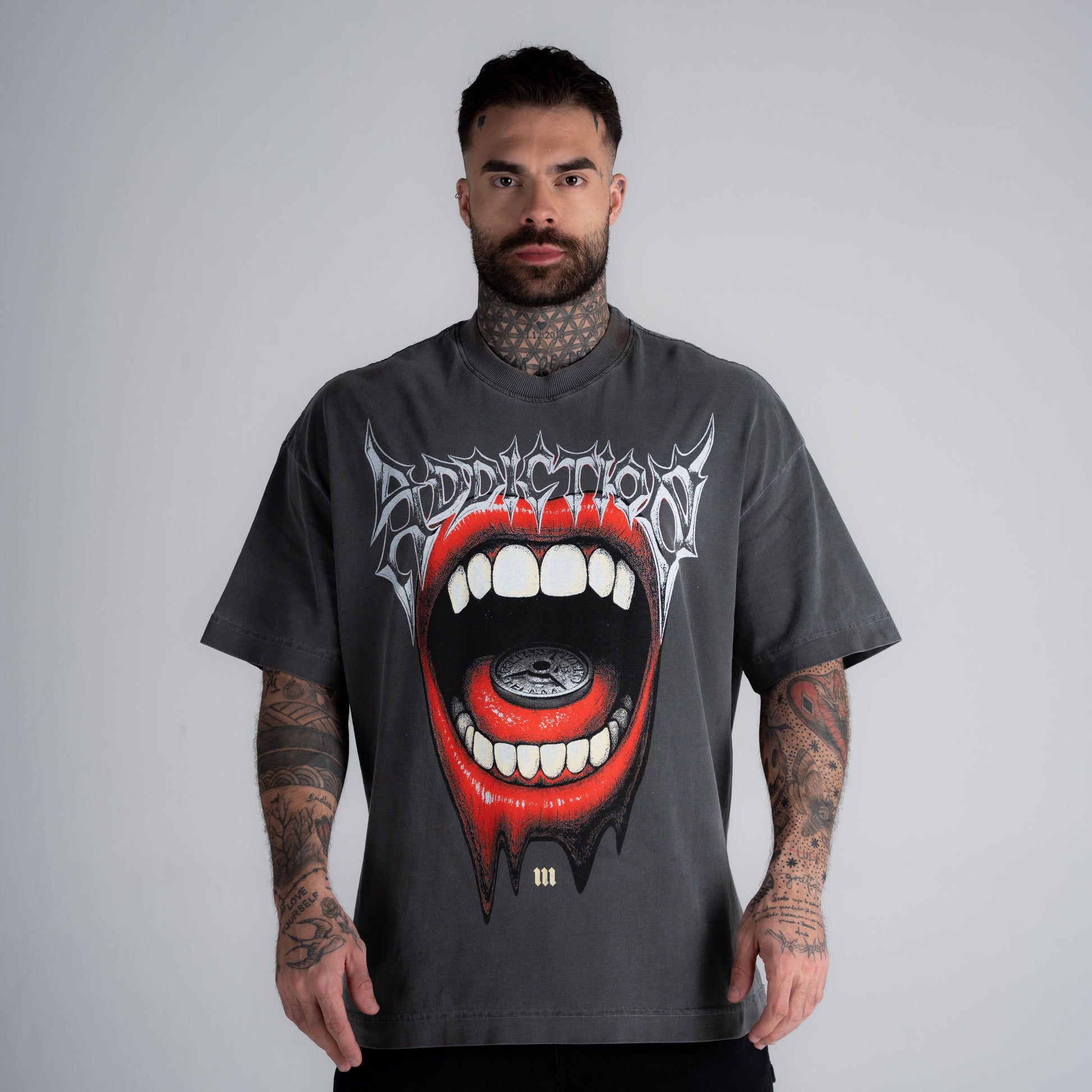 Camiseta Oversized Estonada Addiction Cinza