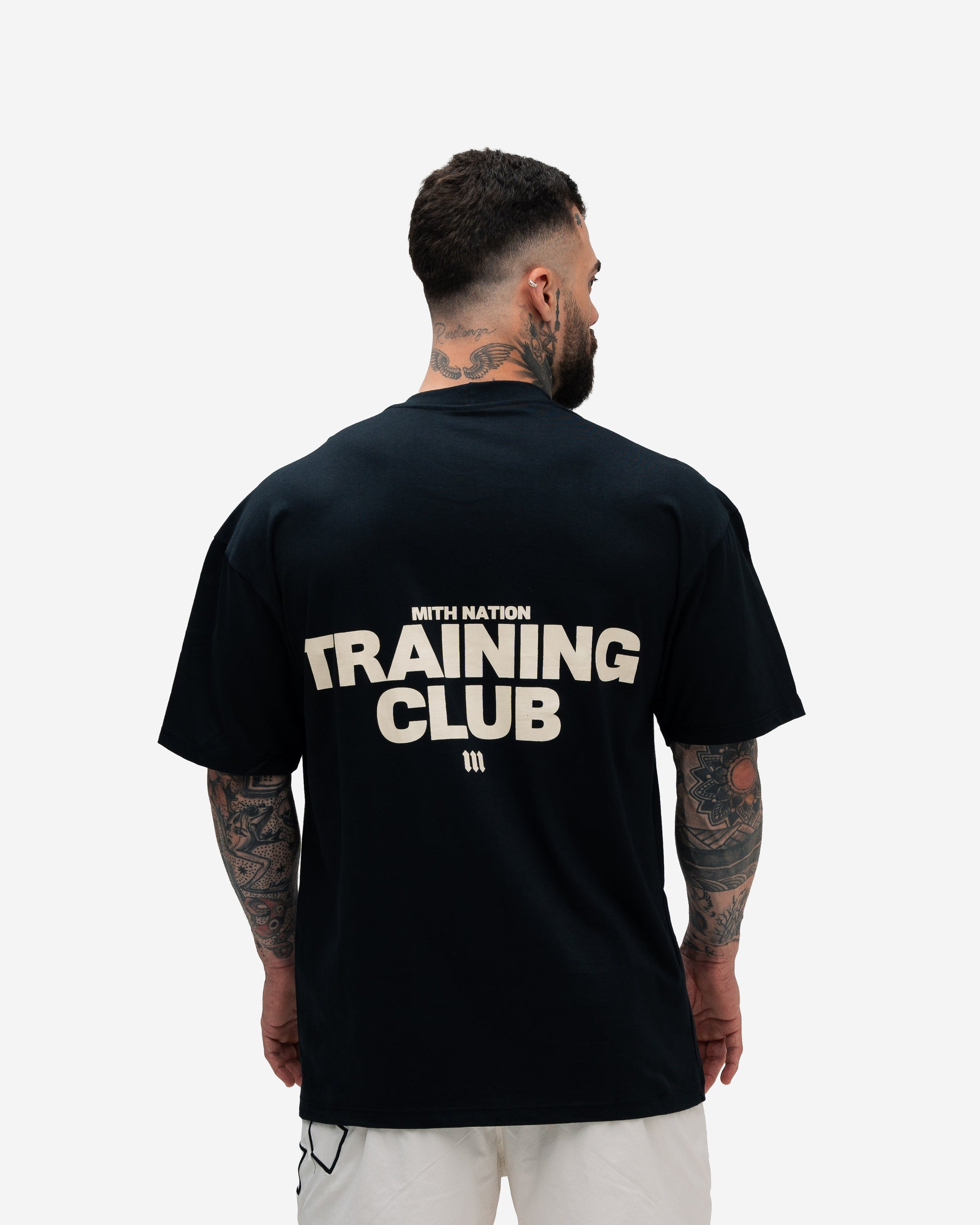 Camiseta Oversized Mith Nation White Training Club Preto