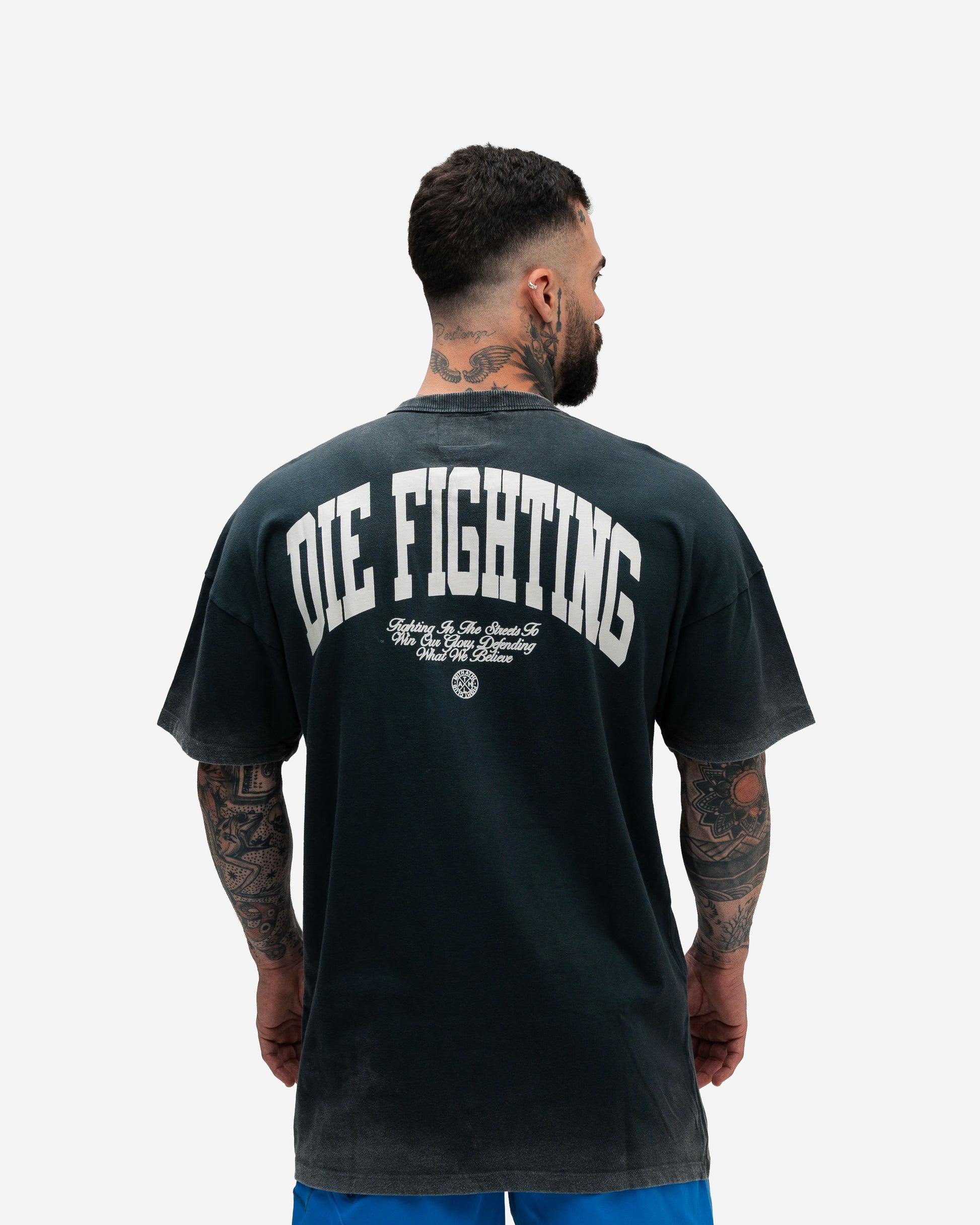Camiseta Oversized Estonada Mith Athl Die Fighting Chumbo