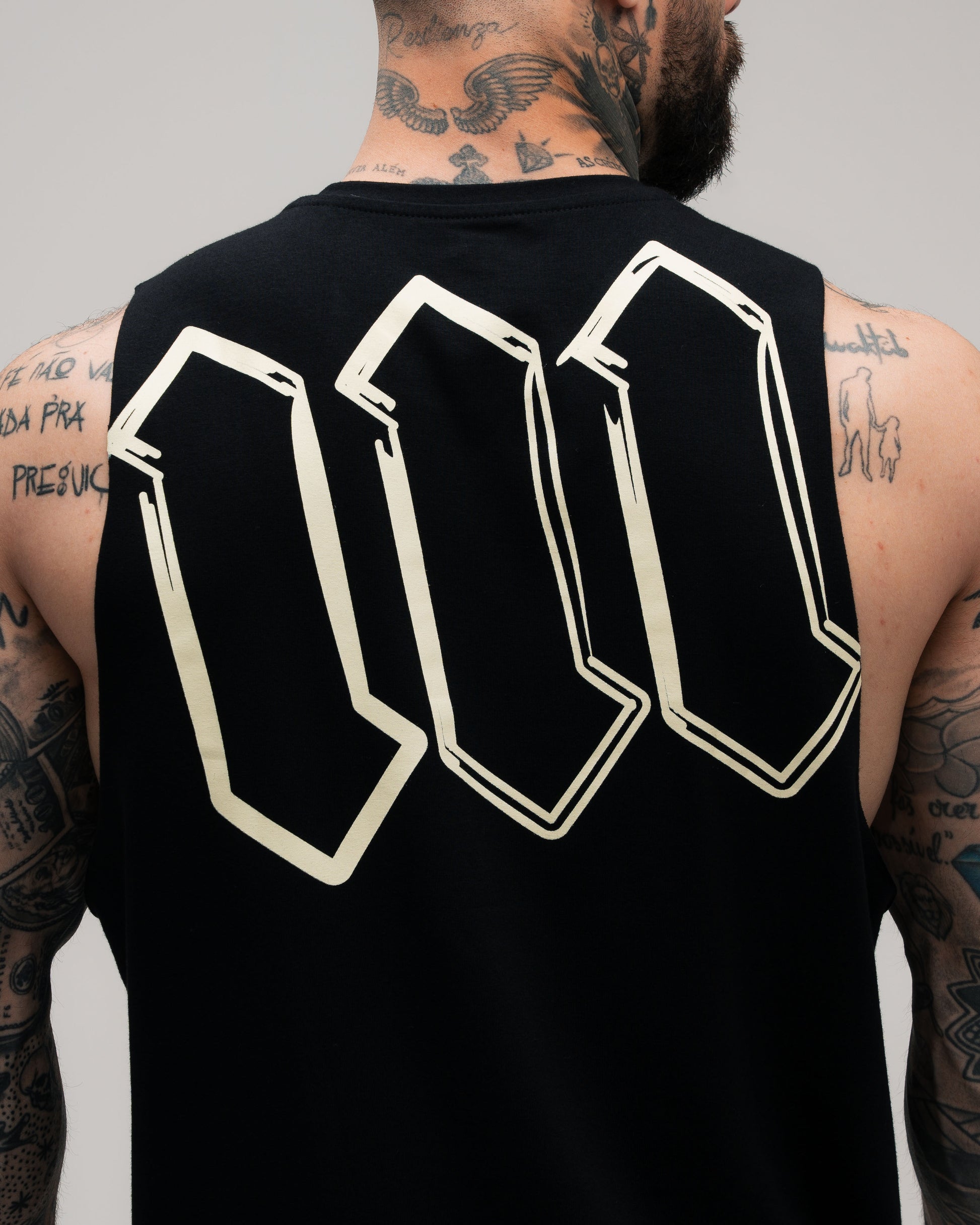 Regata Cut Off Mith Nation White Doodle