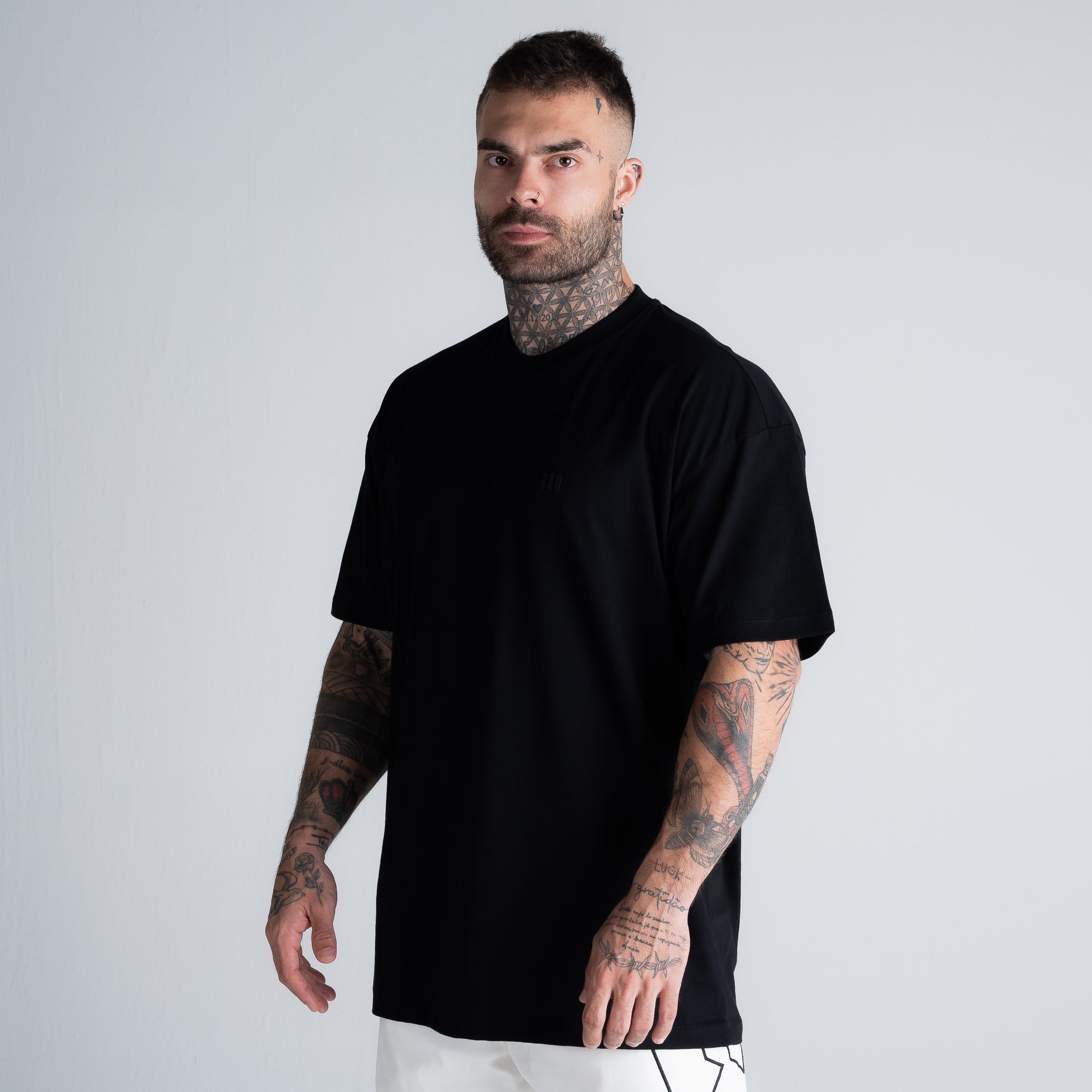Camiseta Oversized Mith Nation Soft Logo Preto