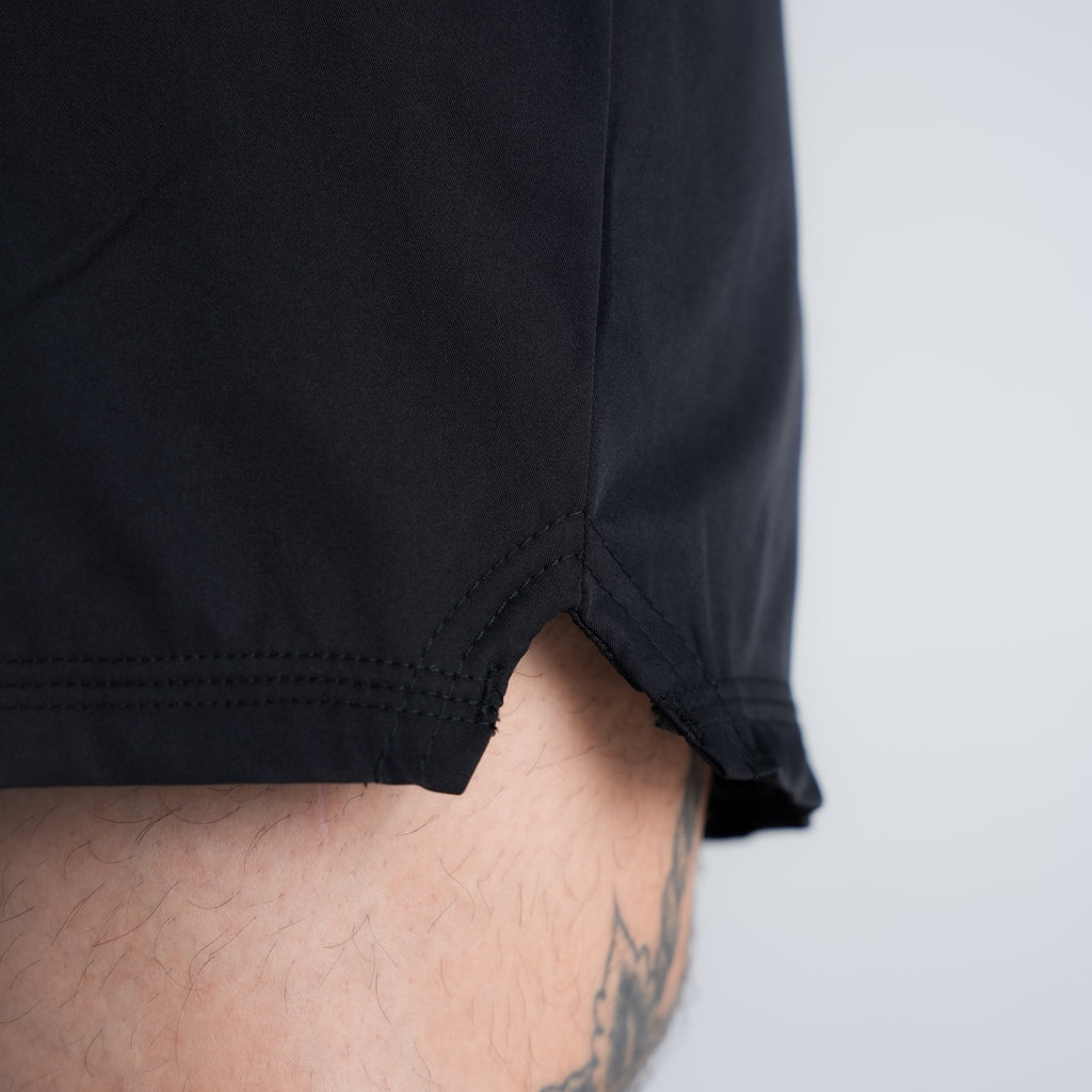 Shorts Curto Tactel Comam Frutas Write Preto