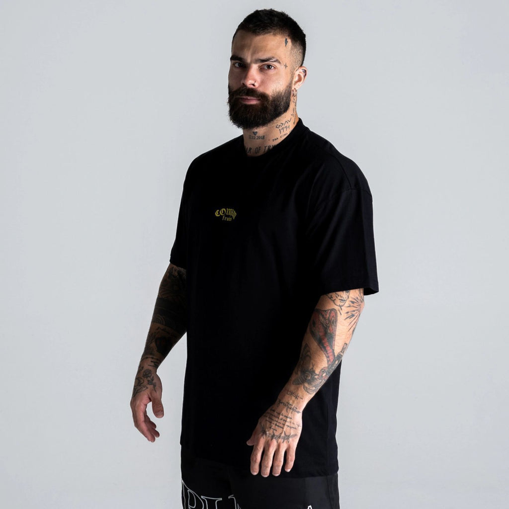 Camiseta Oversized Comam Frutas Abacaxi Preta