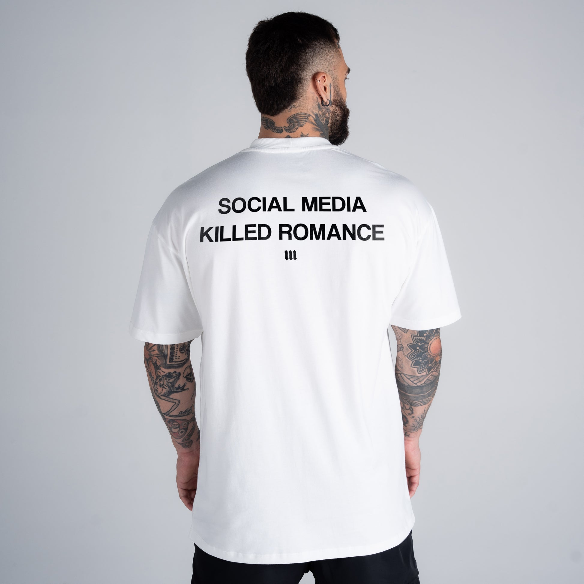 Camiseta Oversized Comam Frutas Social Media Off White
