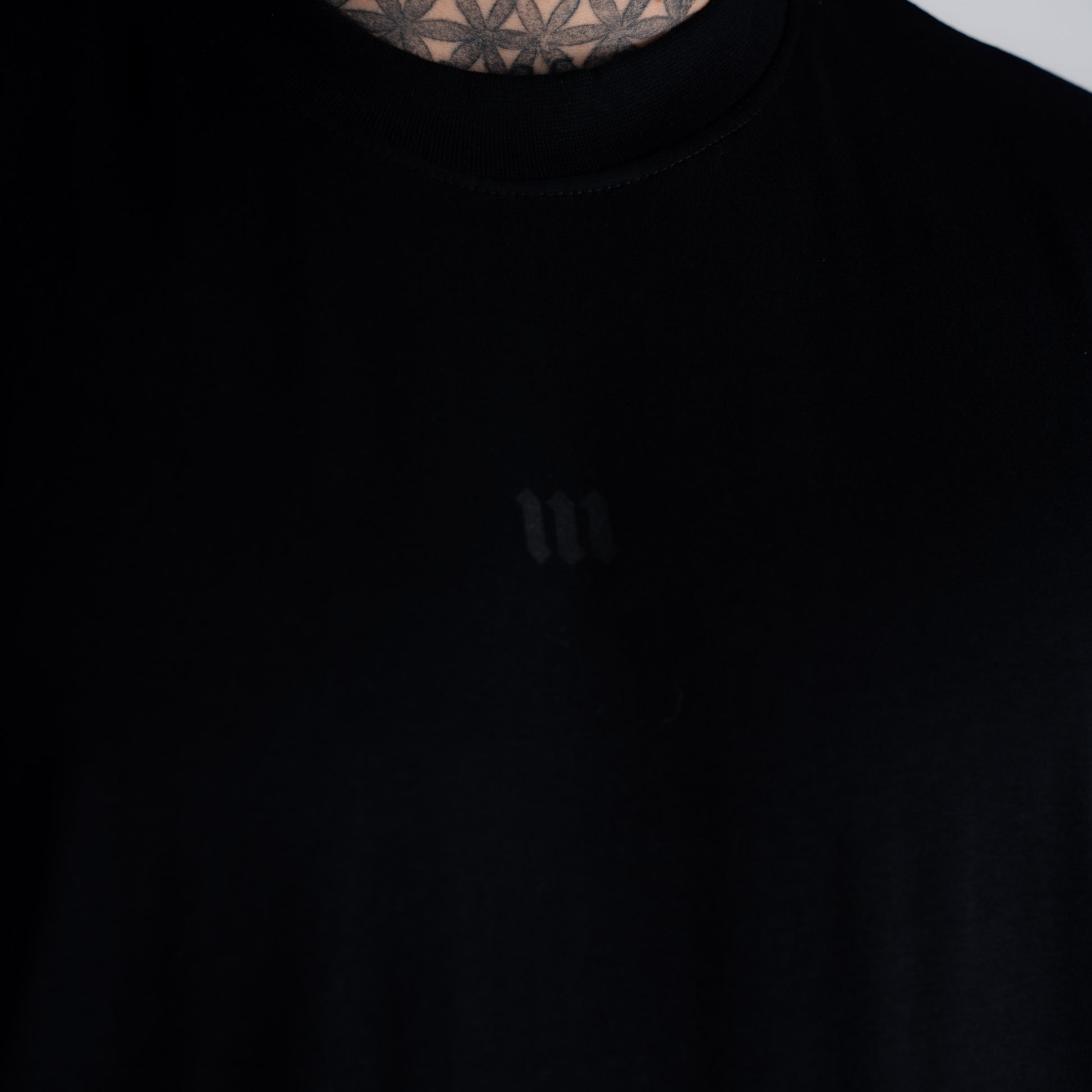 Camiseta Oversized Mith Nation Black Graphic Preto