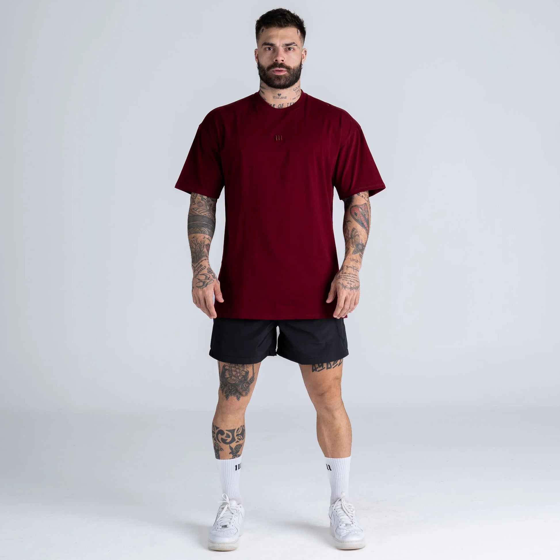 Camiseta Oversized Mith Nation Adornment Bordô