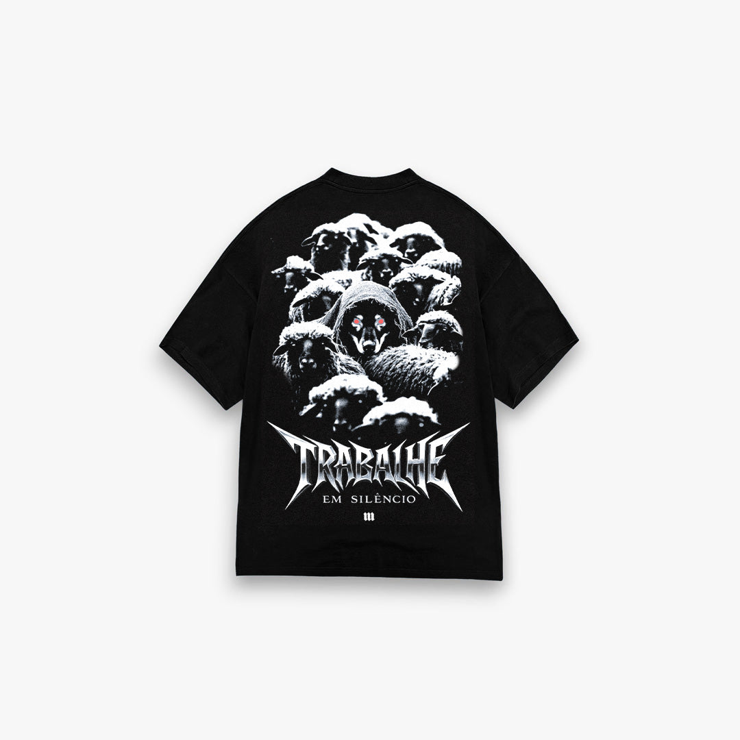 Camiseta <strong>Oversized Treino</strong> Mith Trabalhe em Silêncio Preto