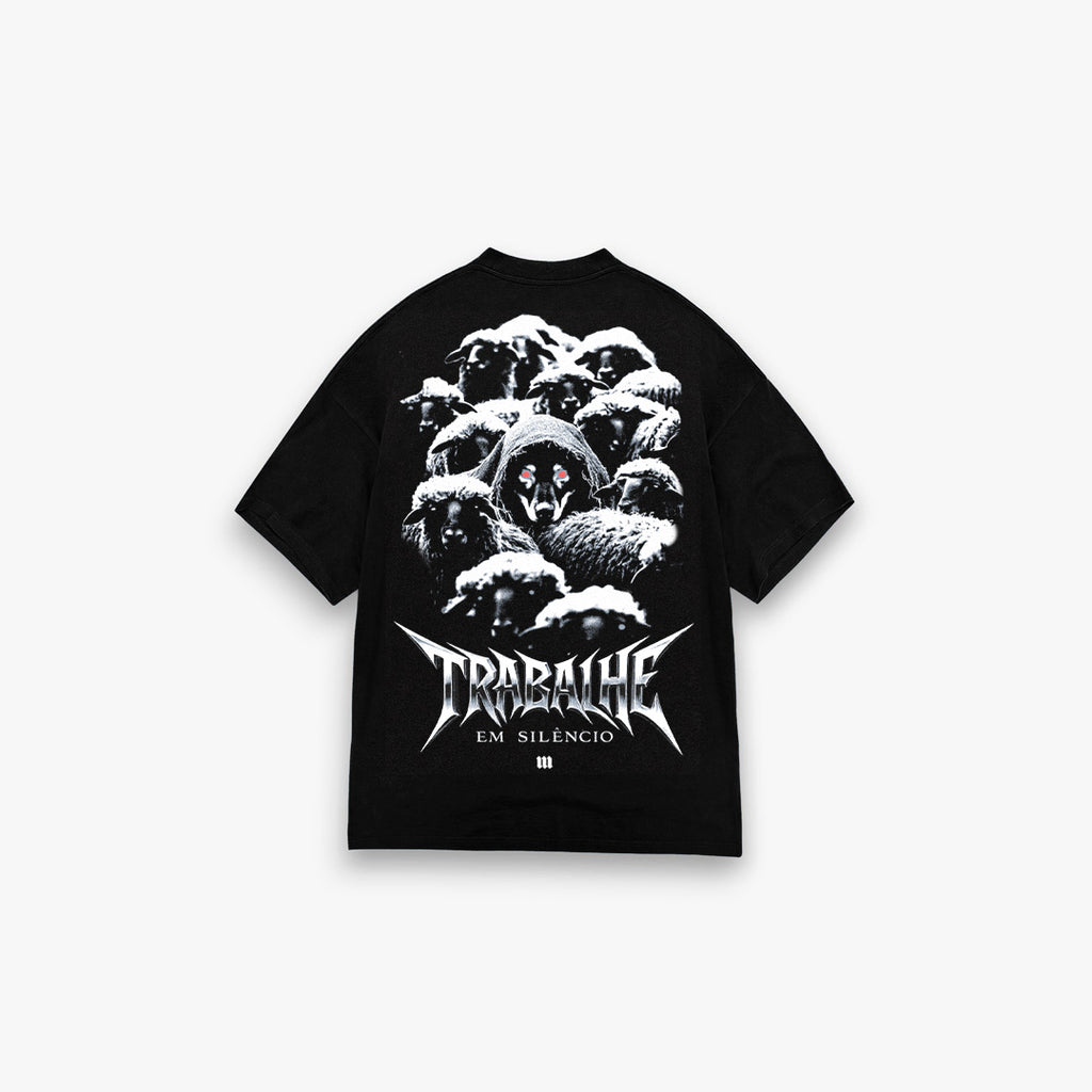 Camiseta <strong>Oversized Treino</strong> Mith Trabalhe em Silêncio Preto