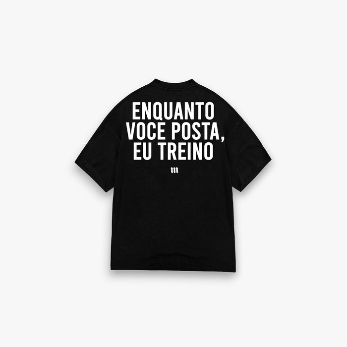 Camiseta Oversized Treino Preta Mith Enquanto Voce Posta