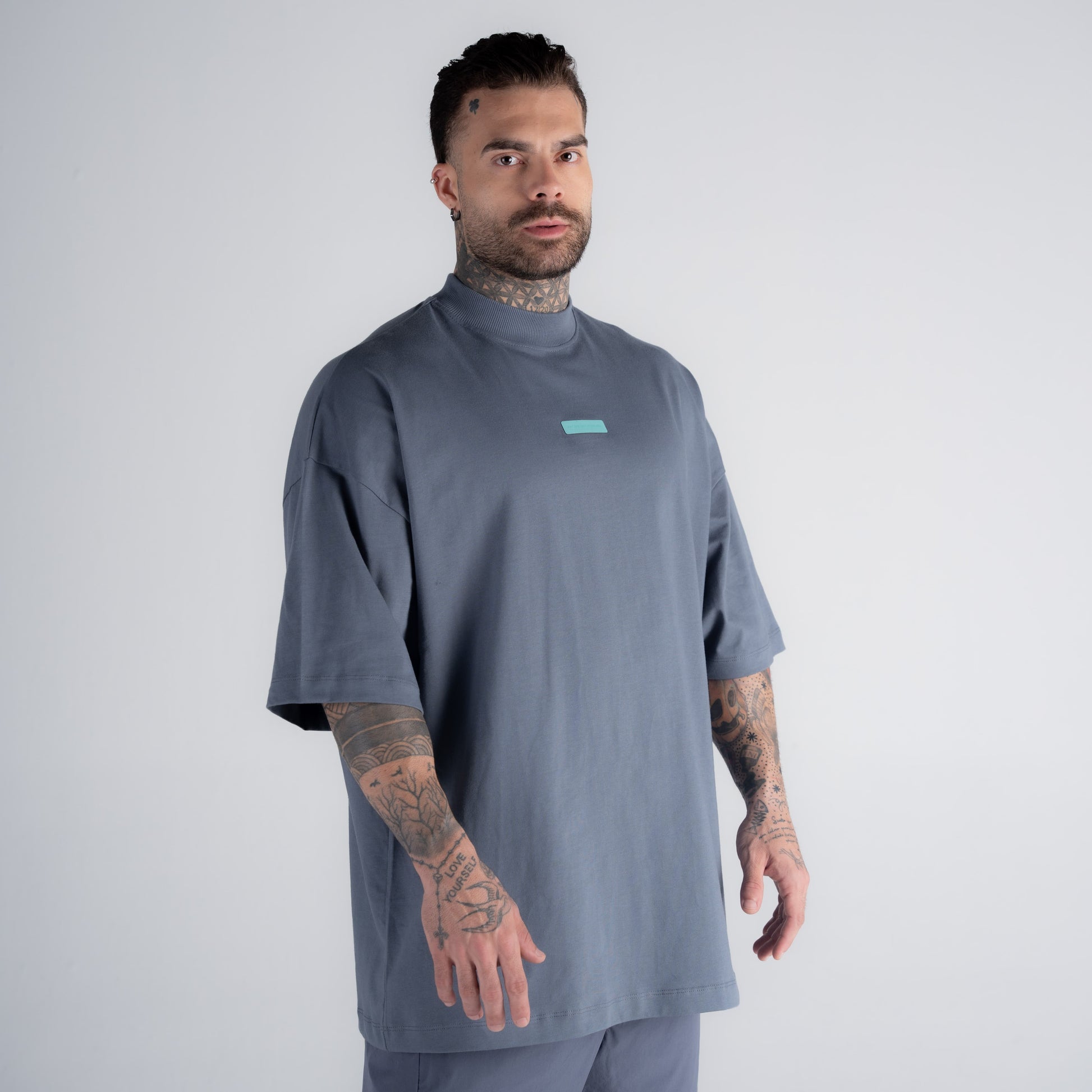 Camiseta Oversized Hazy Mith Aesthetics Cinza