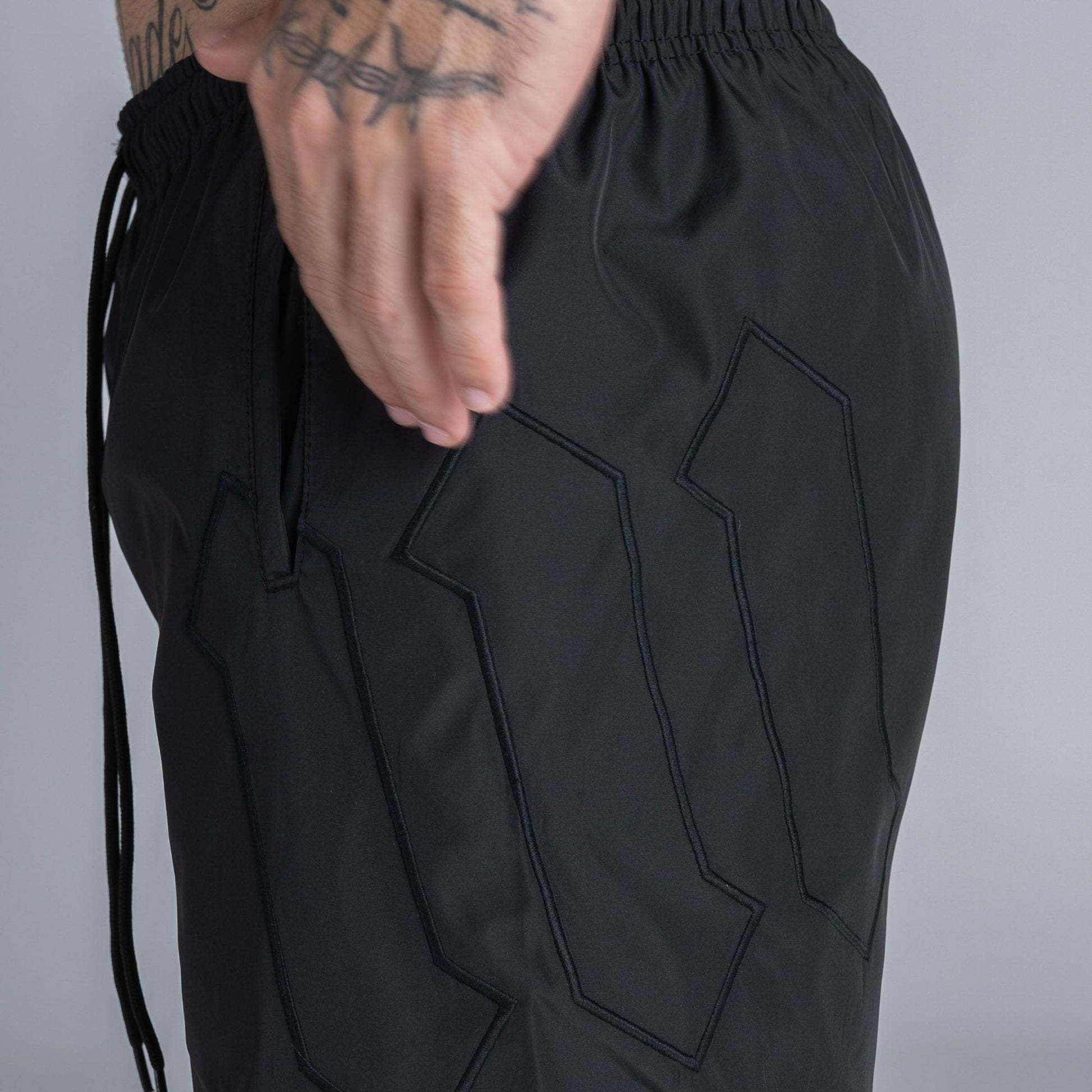 Shorts de Tactel Mith Nation Embroidery Preto