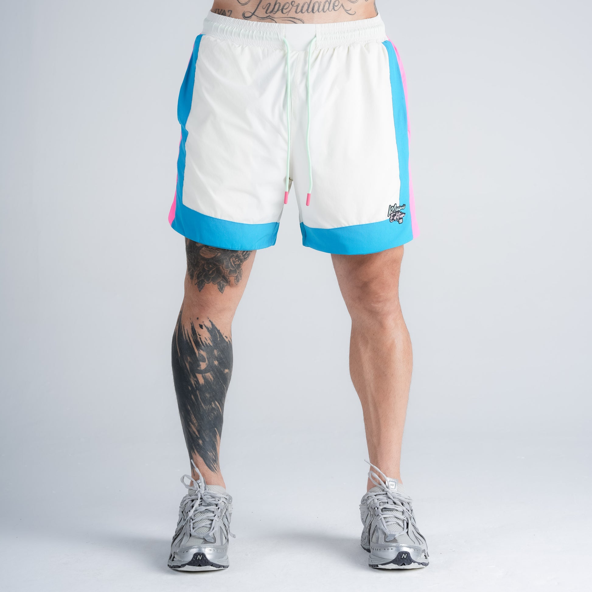 Shorts Curto Tactel Comam Frutas Miami Edition Off White
