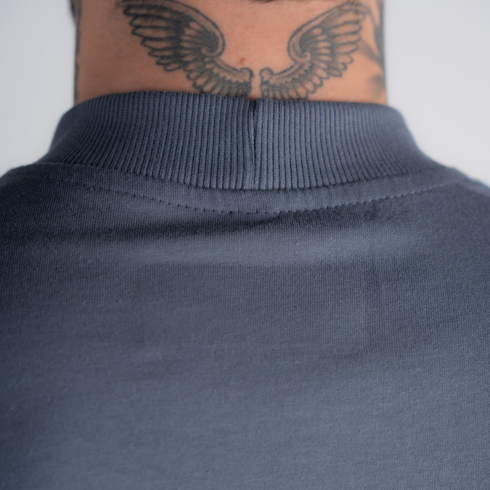 Camiseta Oversized Hazy Mith Aesthetics Cinza