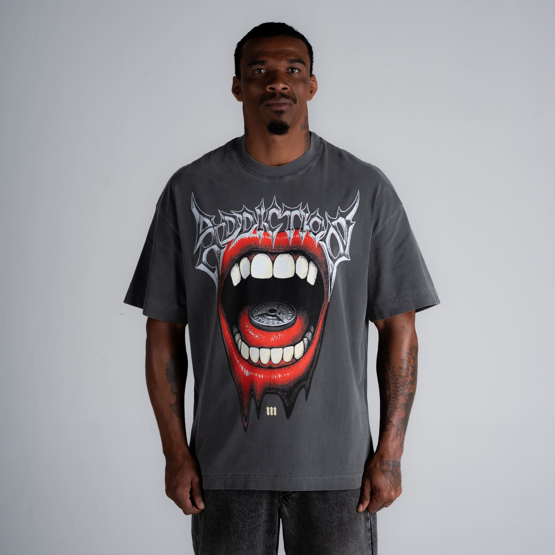 Camiseta Oversized Estonada Addiction Cinza