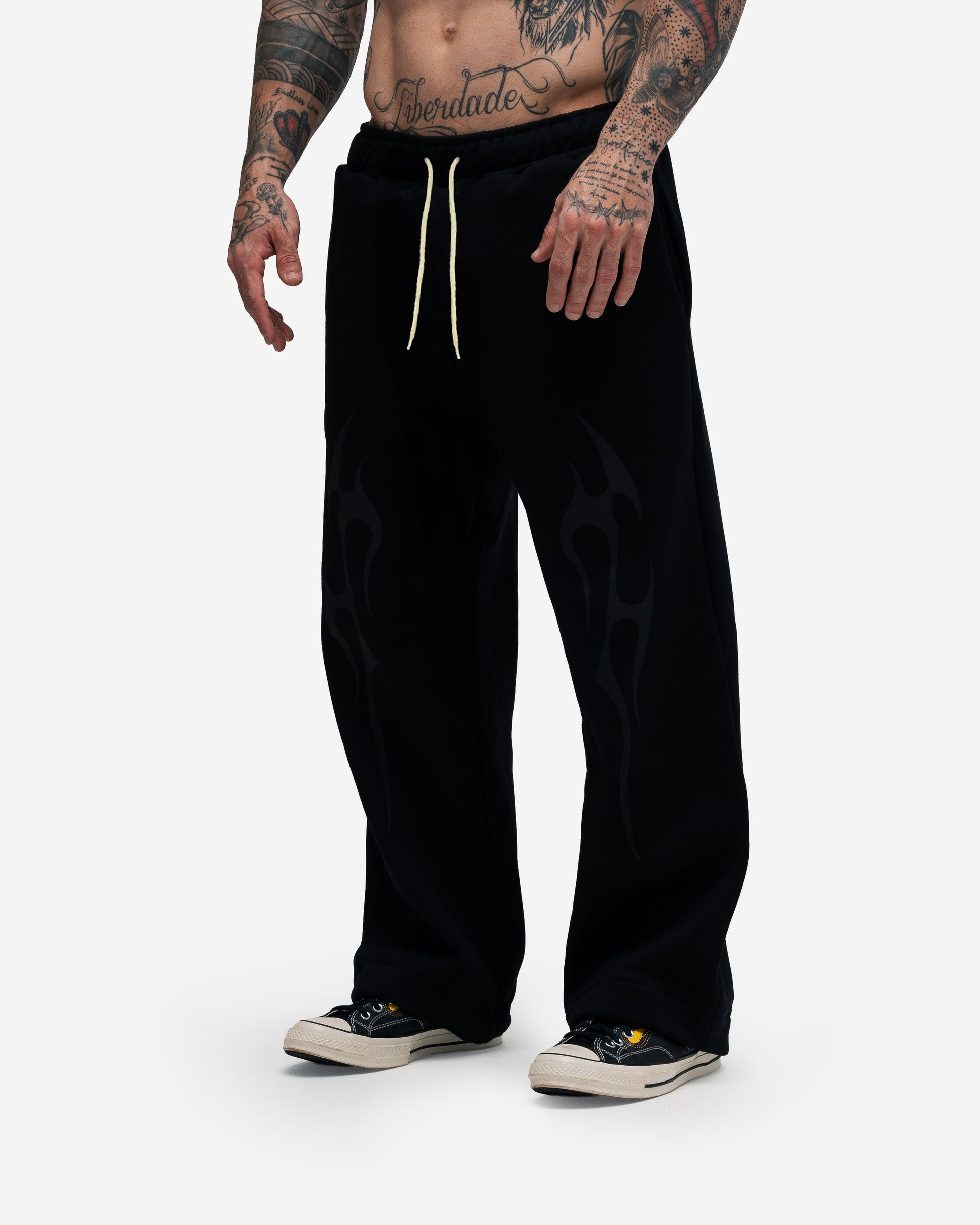 Calça de Moletom Oversized Reta Mith Comam Frutas Flame Preto