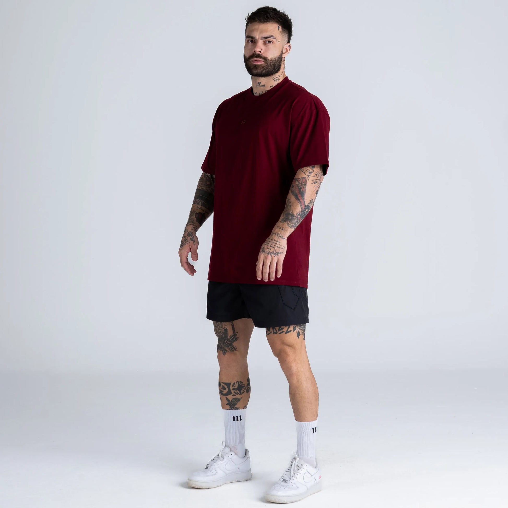 Camiseta Oversized Mith Nation Adornment Bordô