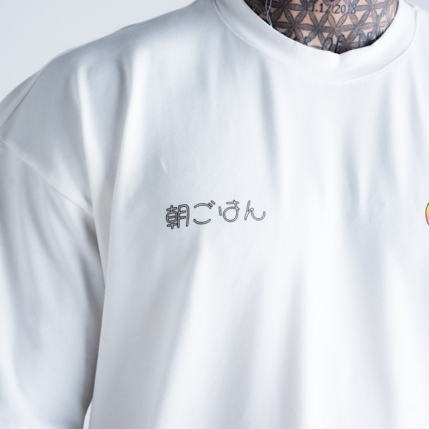 Camiseta Oversized Comam Frutas Desayuno Off White