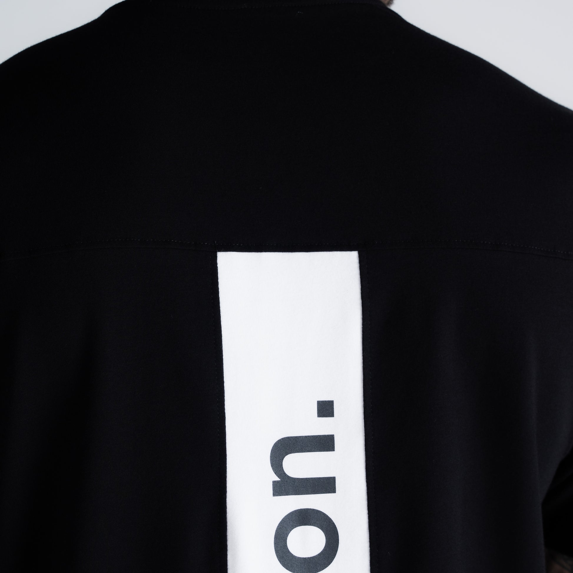 Camiseta Oversized Mith Nation Clipping Preto