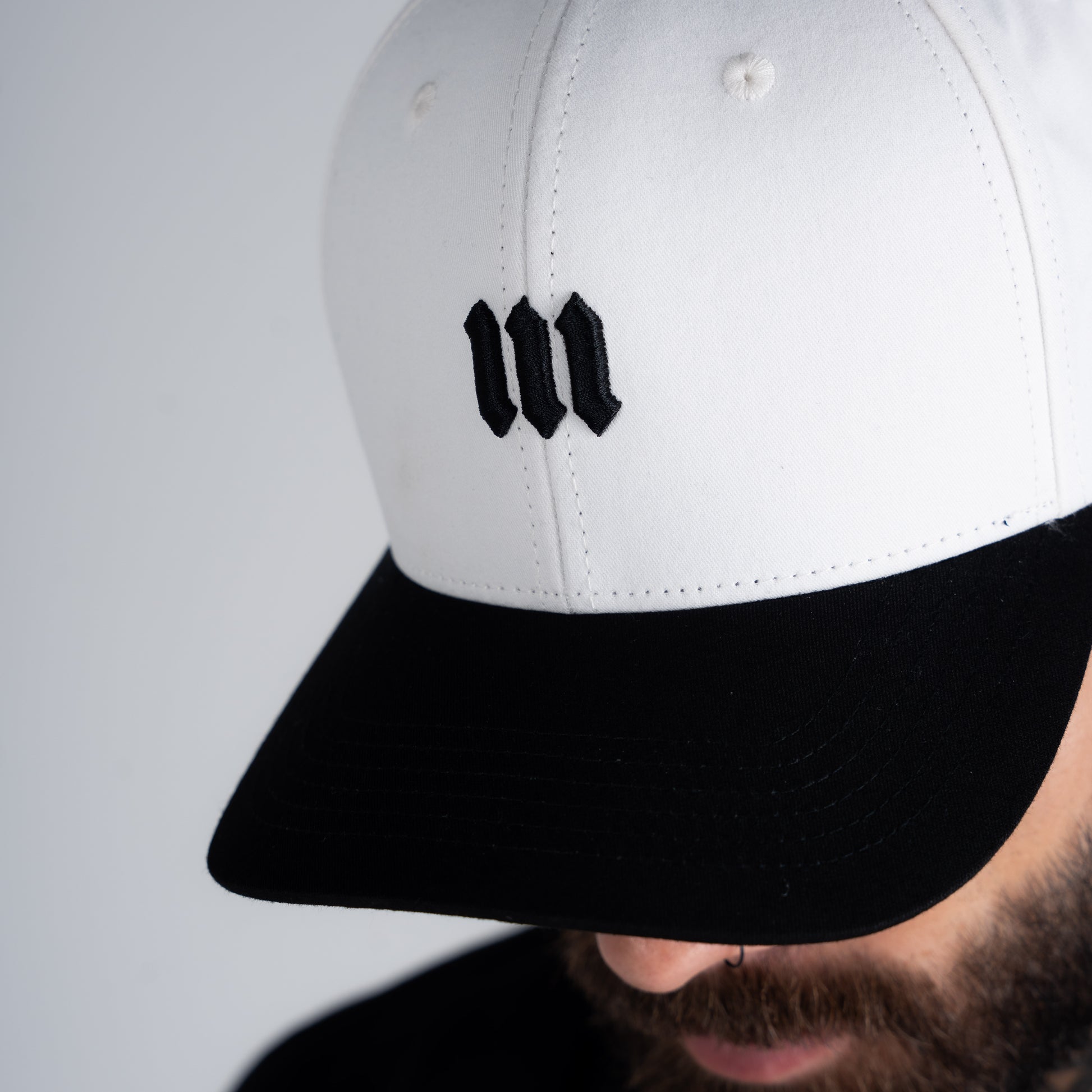 Boné Aba Curva Mith Nation Off White