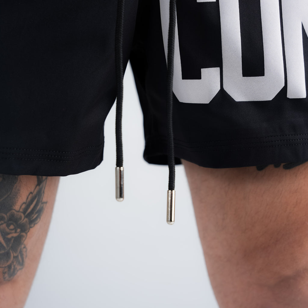 Shorts Curto Tactel Comam Frutas Write Preto