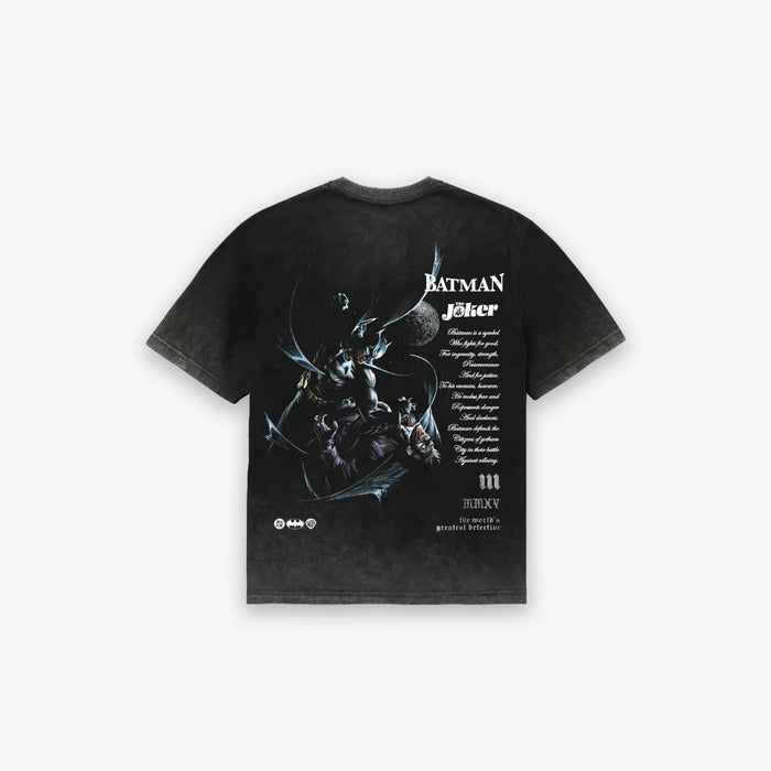 Camiseta <strong>Oversized Estonada Premium </strong>Mith X Batman Vs. Joker Preto