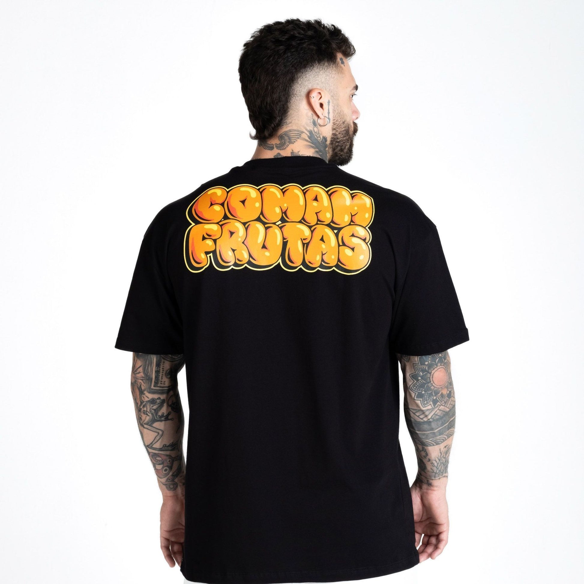 Camiseta Oversized Comam Frutas Preto