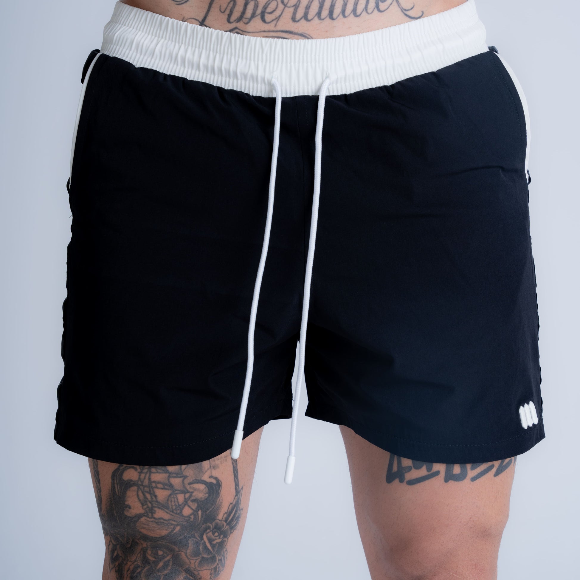 Shorts de Tactel Stripes Mith Nation Preto