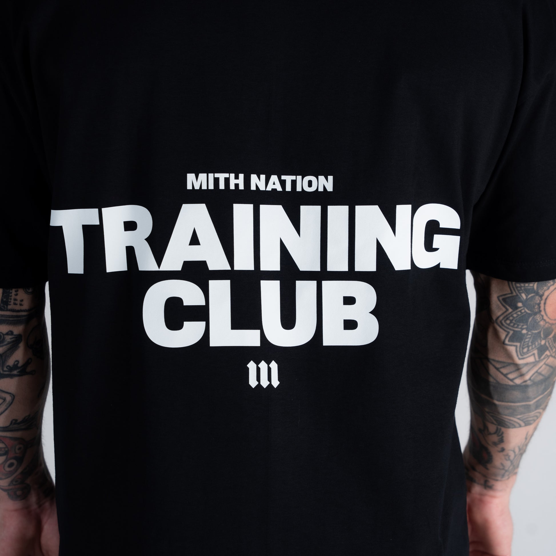 Camiseta Oversized Mith Nation White Training Club Preto
