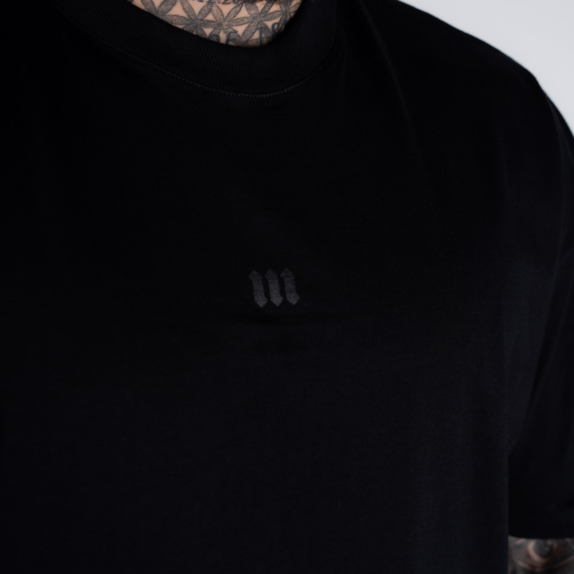 Camiseta Oversized Mith Nation Risc Preto