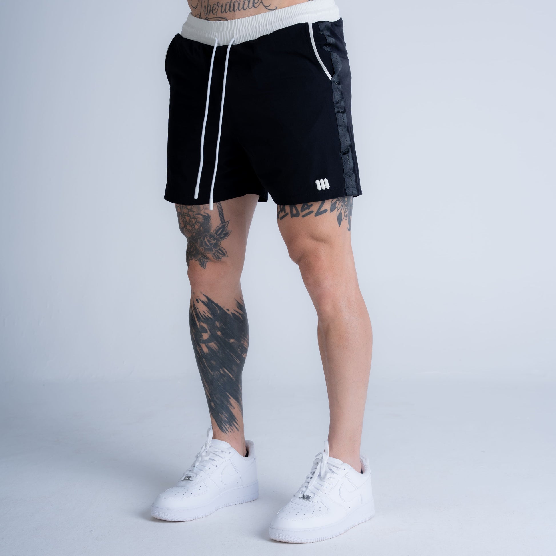 Shorts de Tactel Stripes Mith Nation Preto