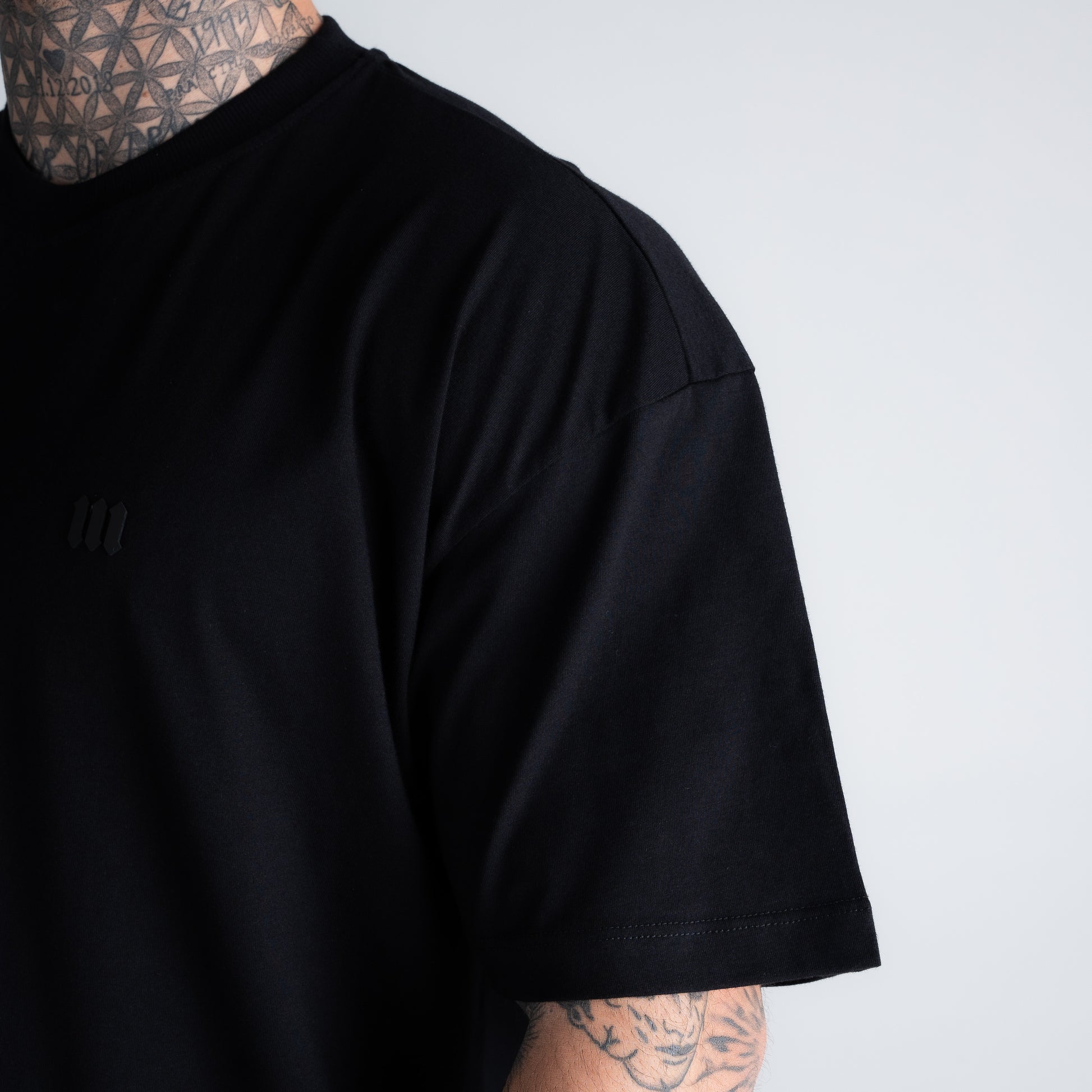 Camiseta Oversized Mith Nation Soft Logo Preto