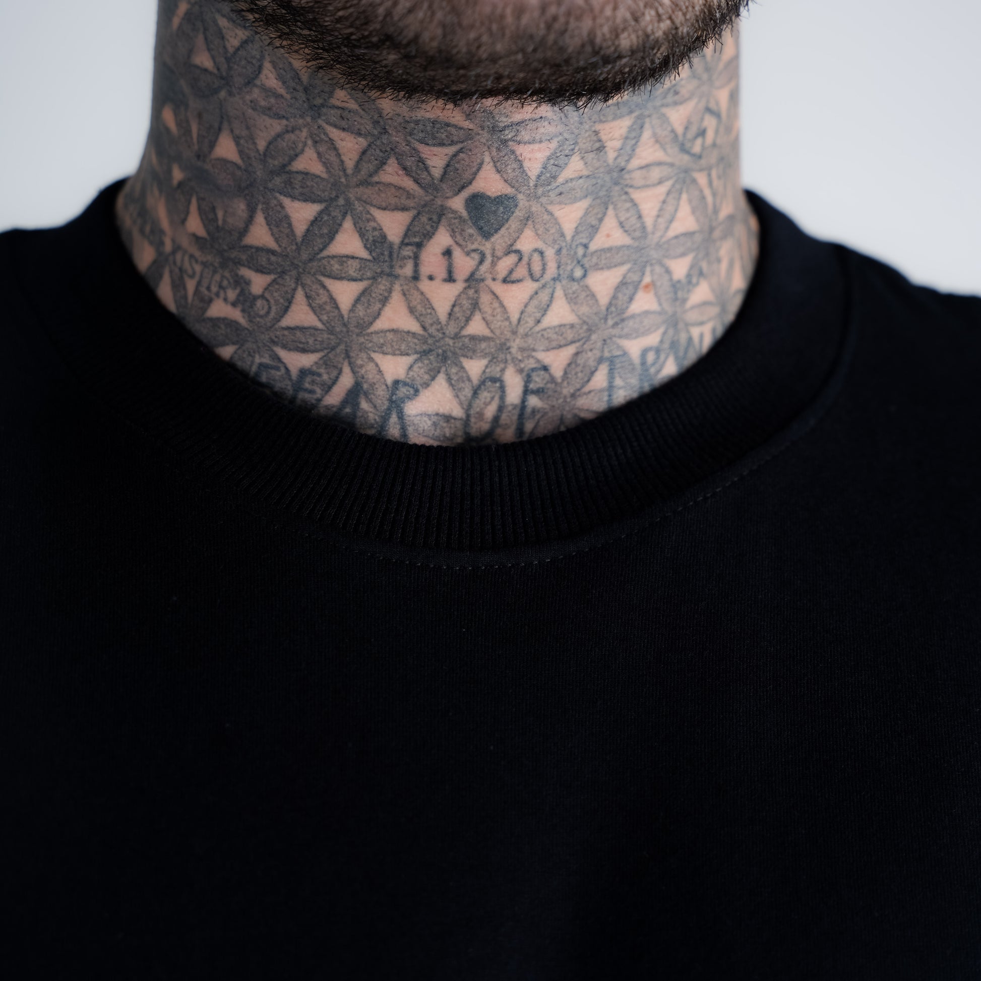 Camiseta Oversized Comam Frutas Trabalhe Ate Parecer Mentira