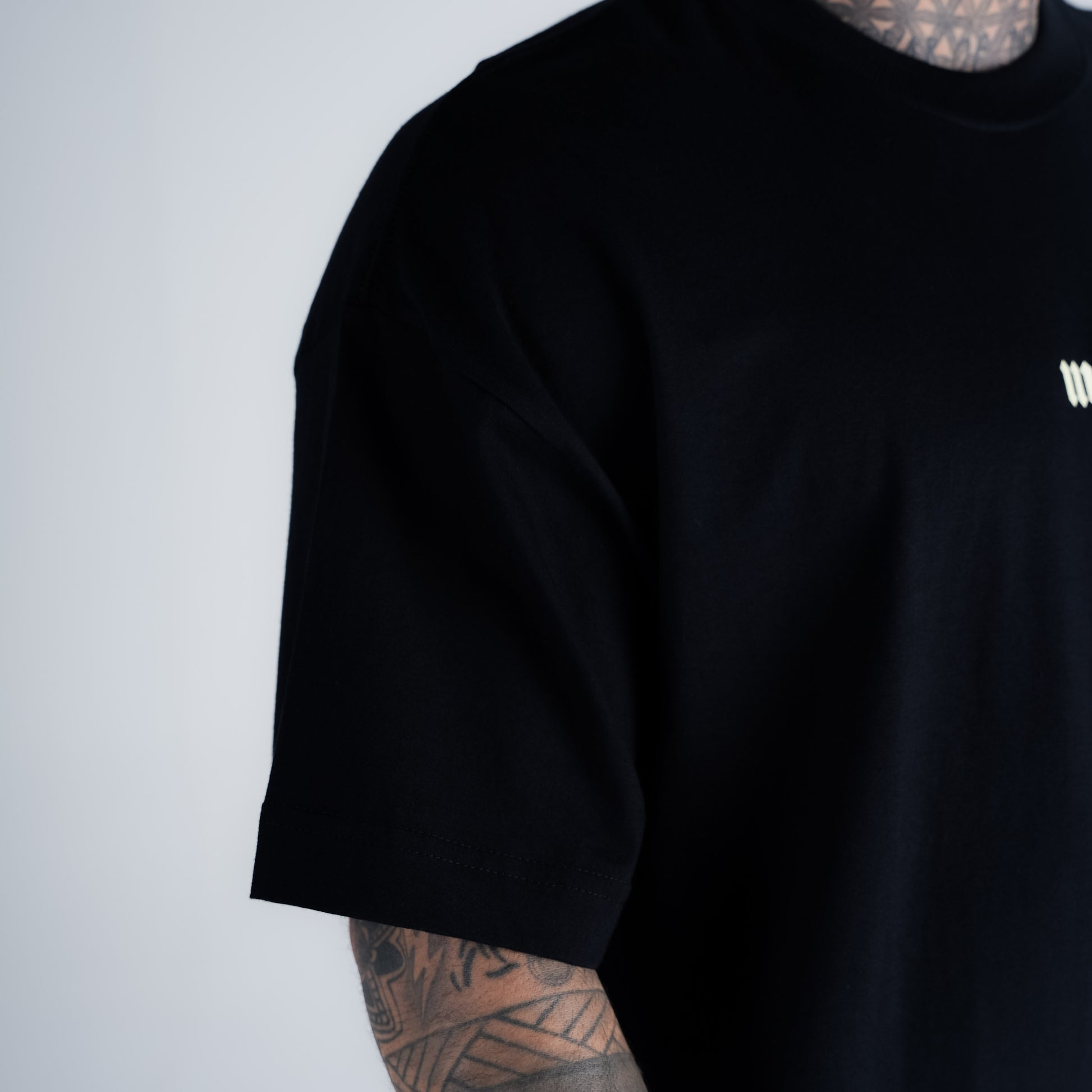 Camiseta Oversized Comam Frutas Trabalhe Ate Parecer Mentira