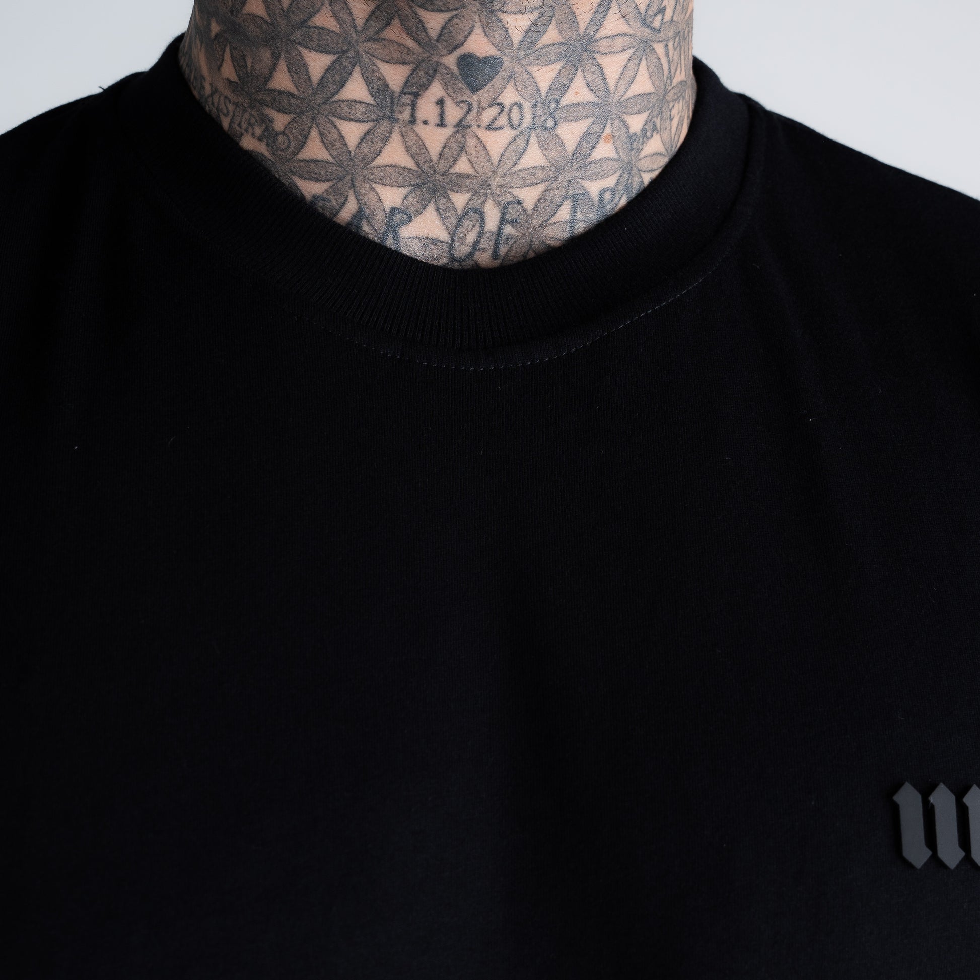 Camiseta Oversized Mith Nation Soft Logo Preto