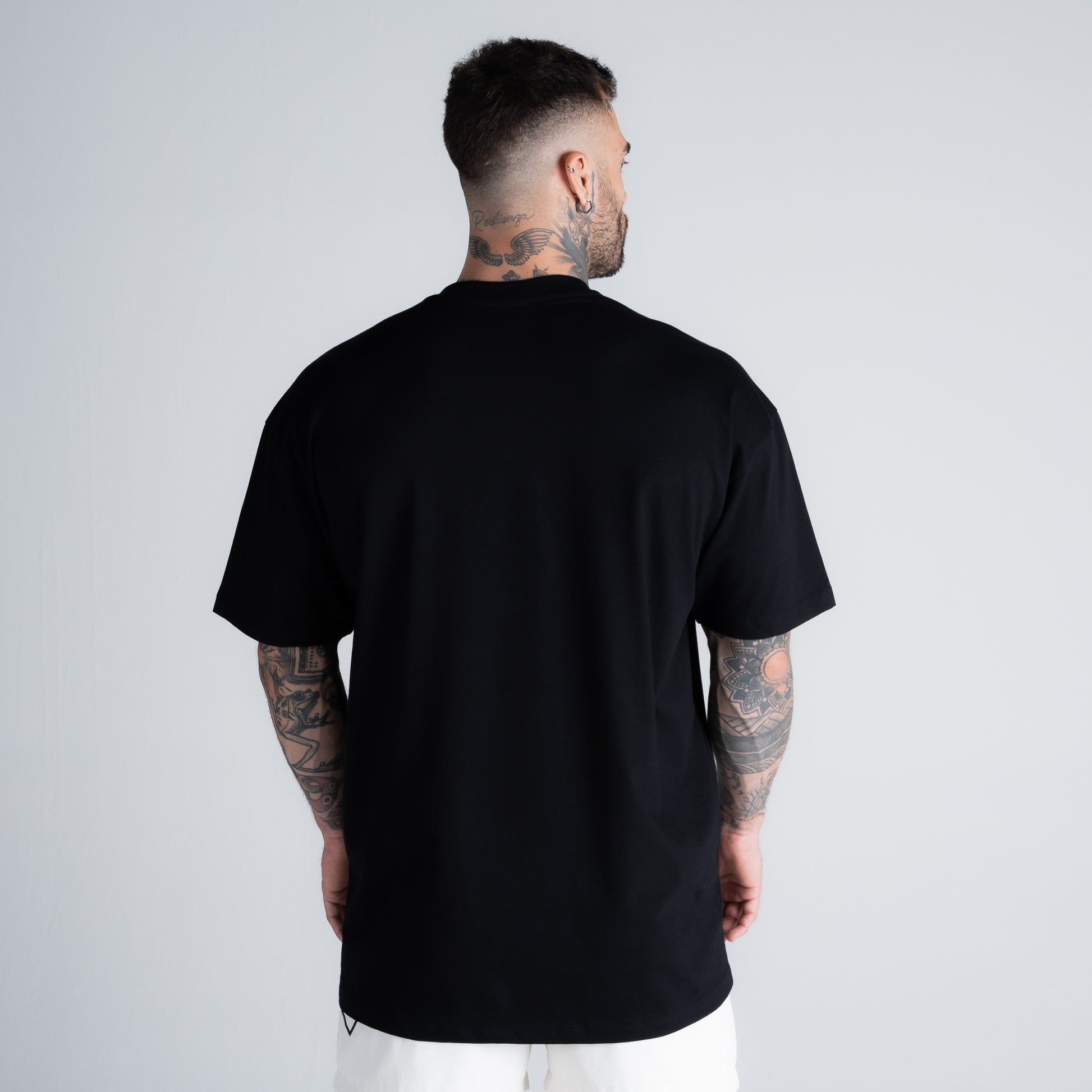 Camiseta Oversized Mith Nation Soft Logo Preto