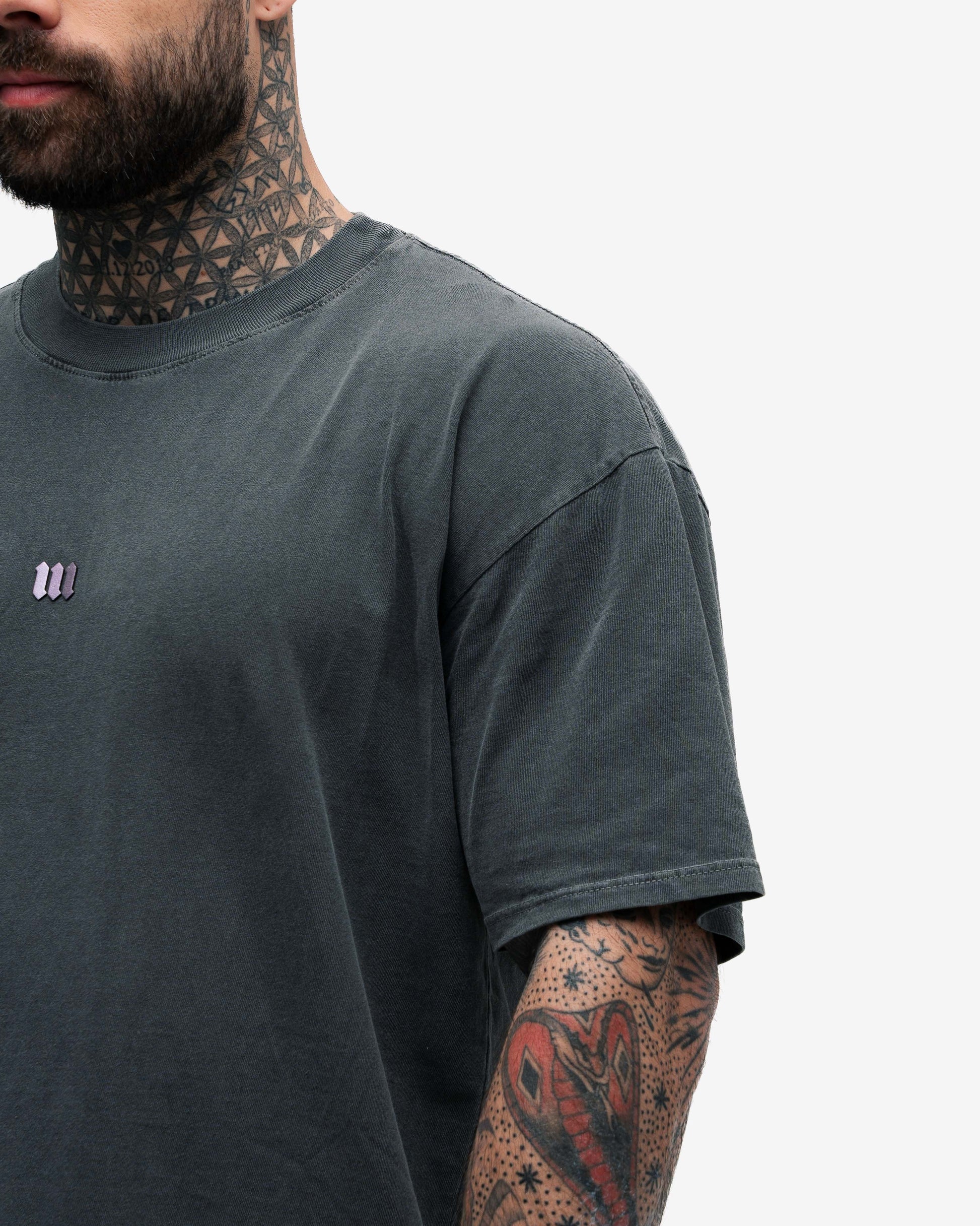Camiseta Oversized Estonada Mith Nation Preto