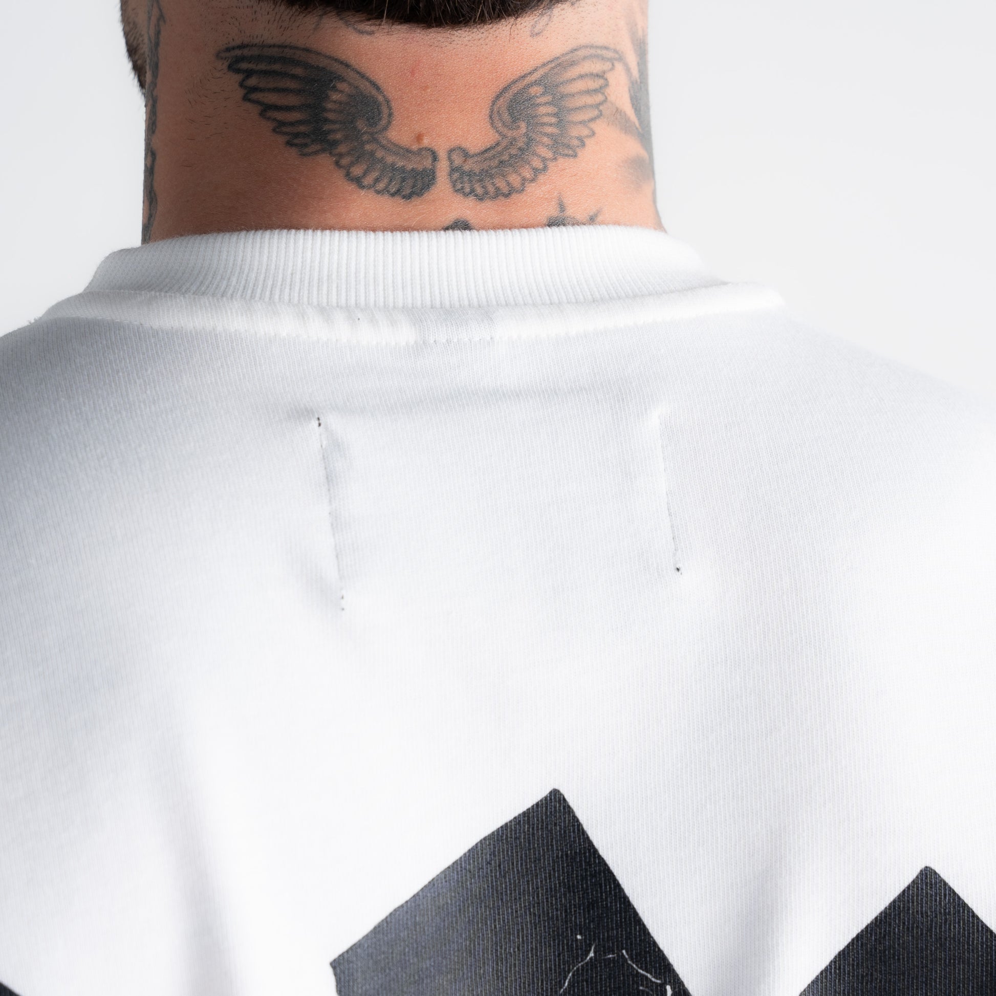 Camiseta Oversized Street Fighter Balrog Off White