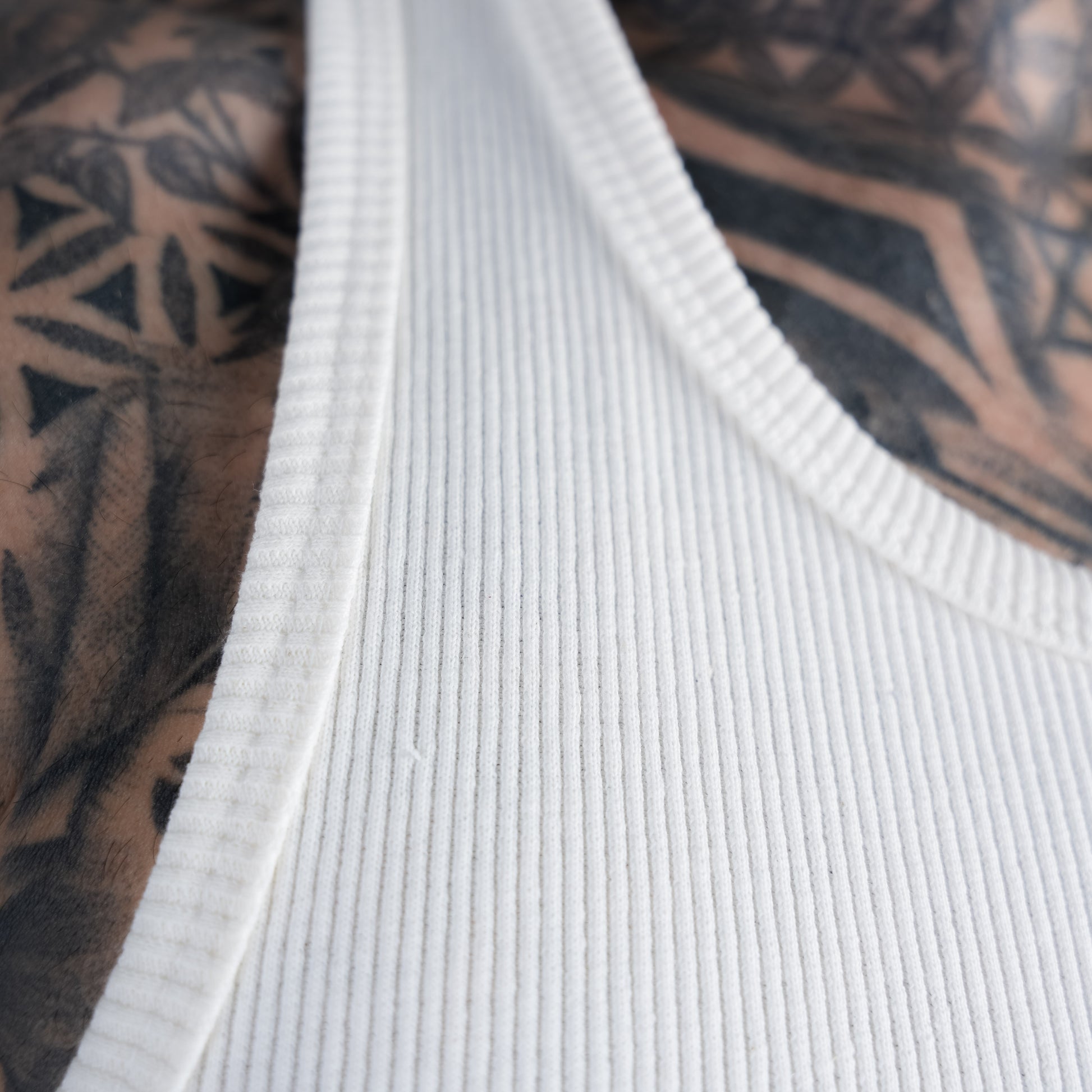 Regata GTA Canelada Mith Comam Frutas Logo Off White