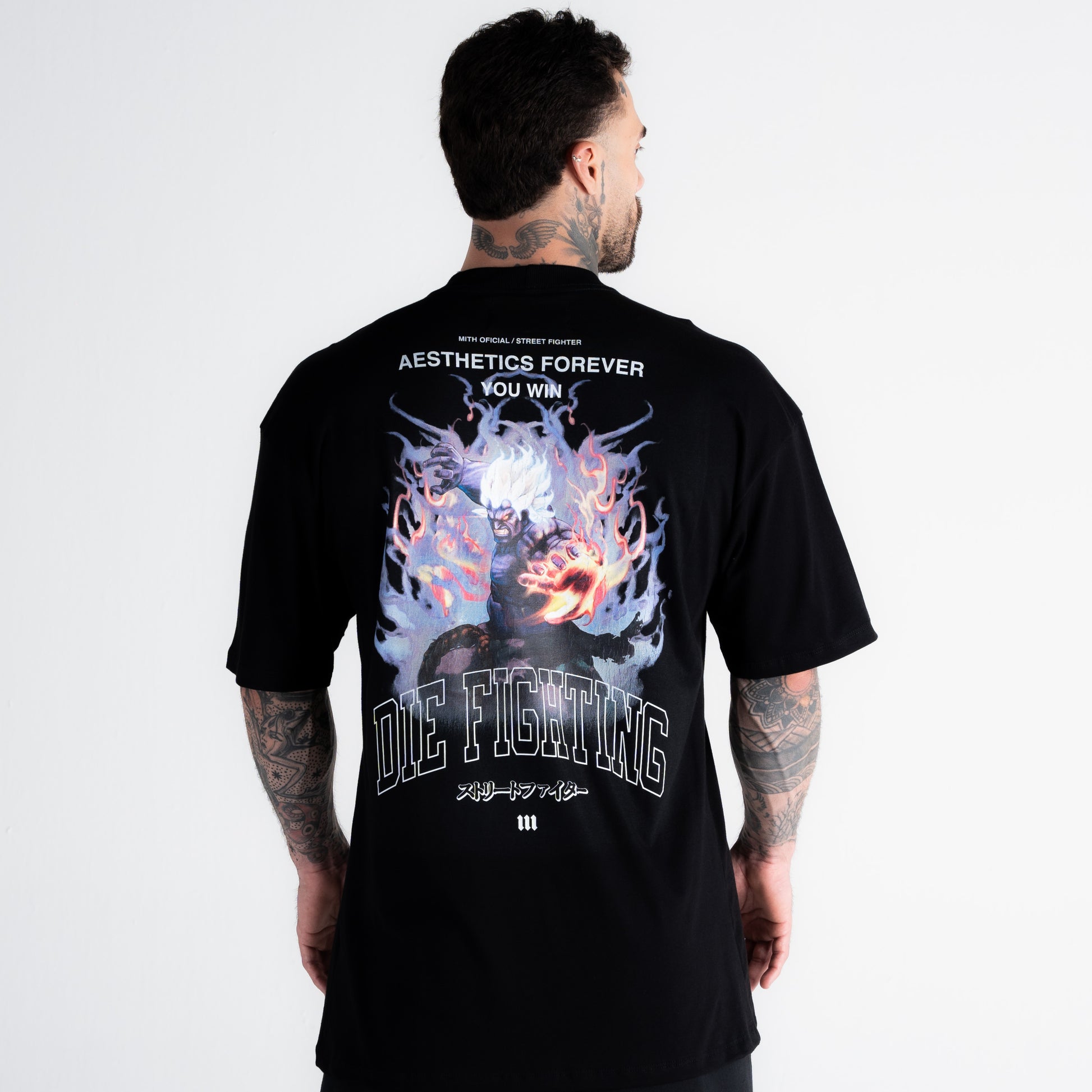 Camiseta Oversized Street Fighter Akuma Aesthetics Preto