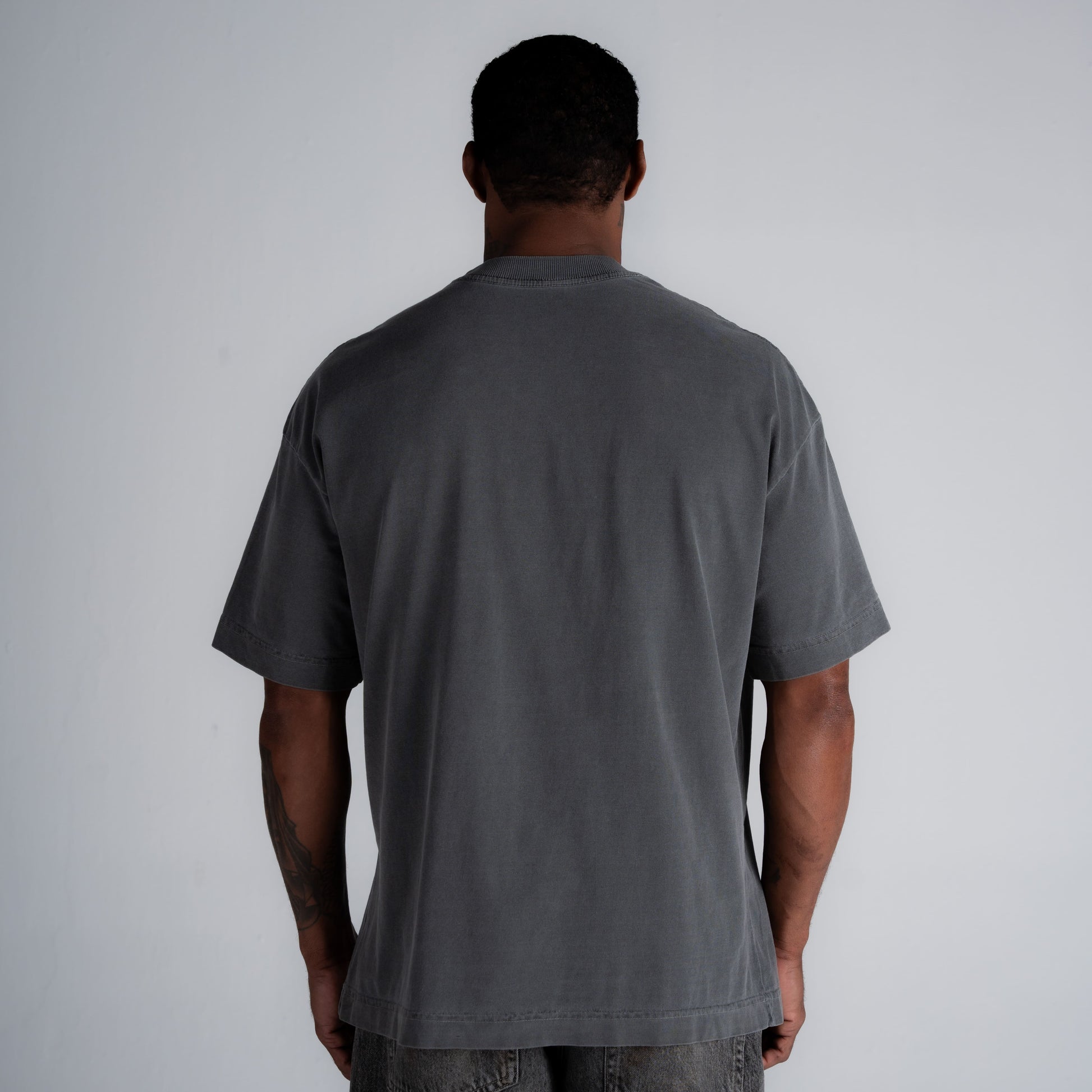 Camiseta Oversized Estonada Addiction Cinza