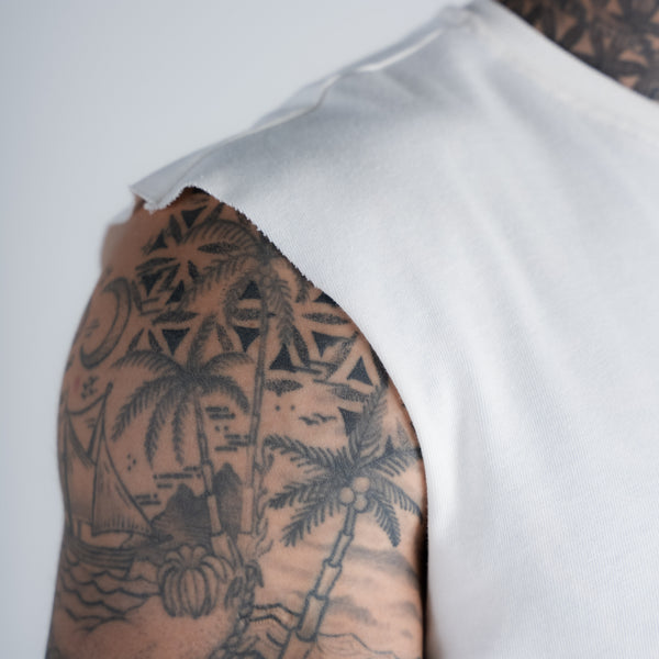 Regata Drop Shoulder Slevelles Mith Comam Frutas Reticule Burger Off White