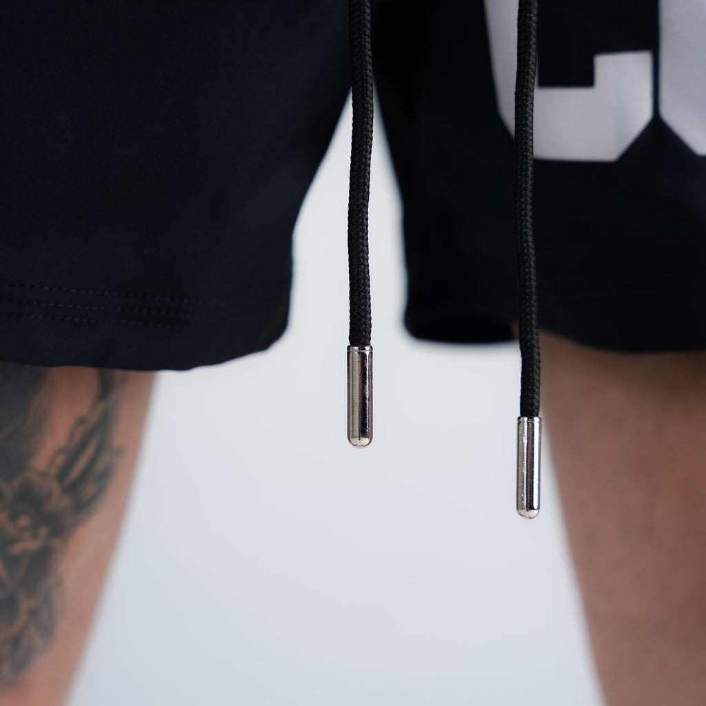 Shorts Curto Tactel Comam Frutas Write Preto