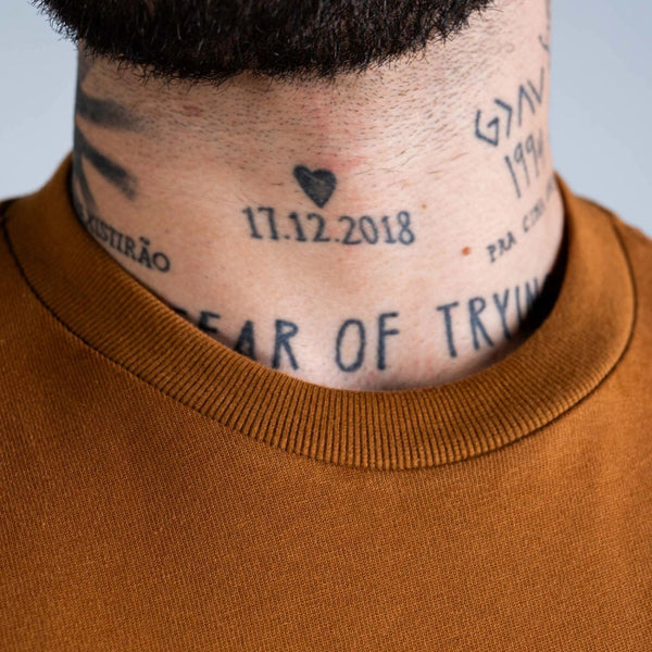 Camiseta Oversized Mith Nation Essentials Marrom