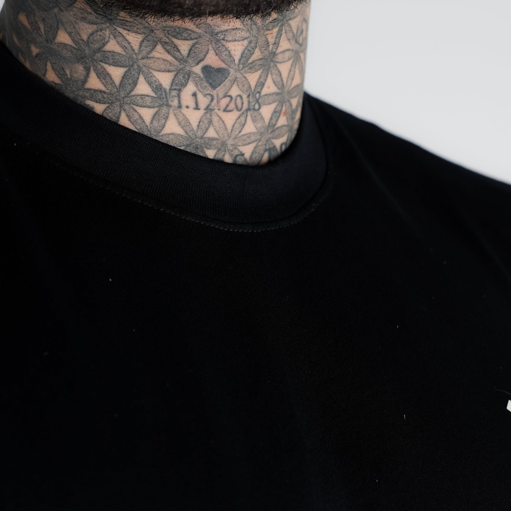 Camiseta Oversized Mark Preto Mith