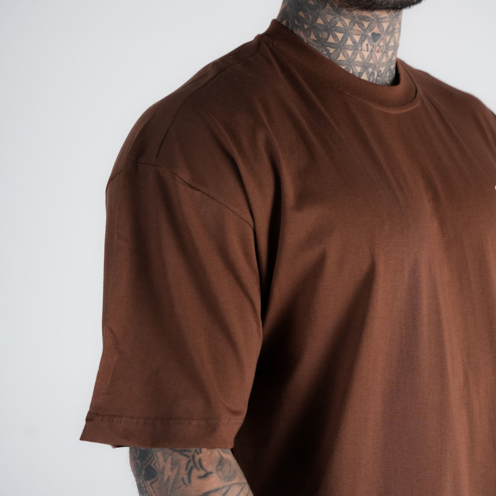 Camiseta Oversized Mark Marrom Mith