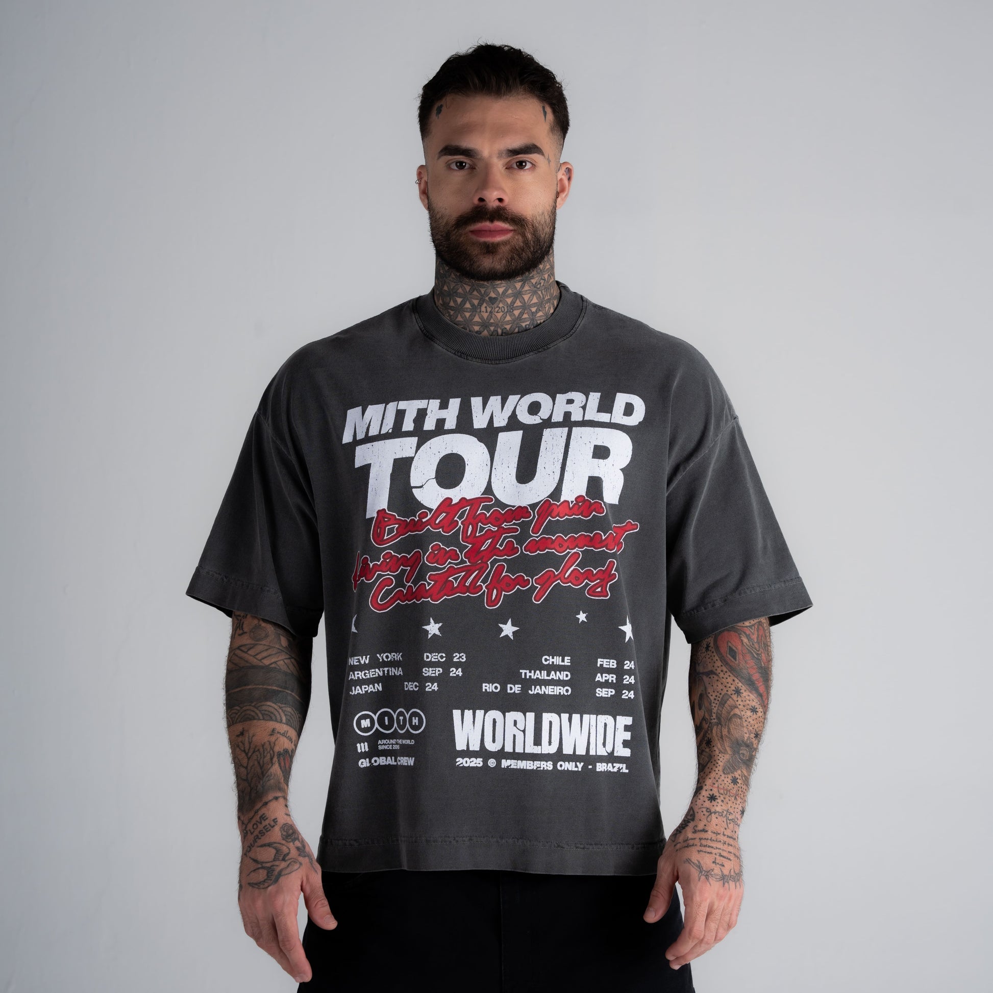 Camiseta Box Estonada Mith Tour Cinza
