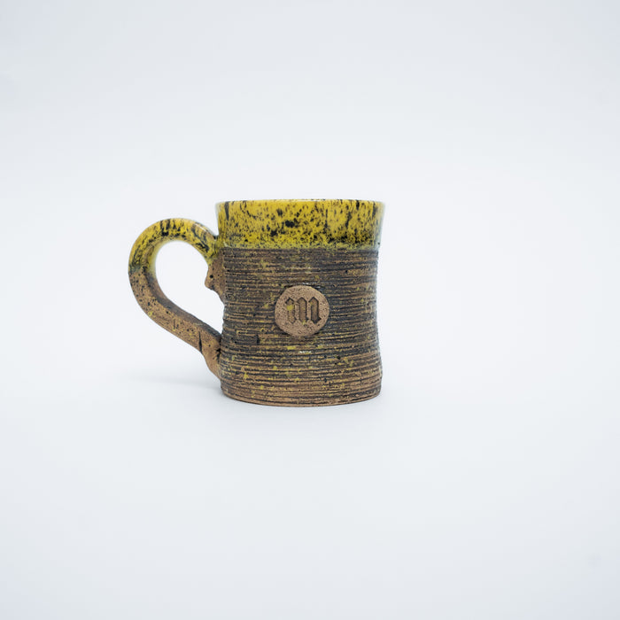 Caneca Feita a Mão Cerâmica Marfim Amarelo Mith