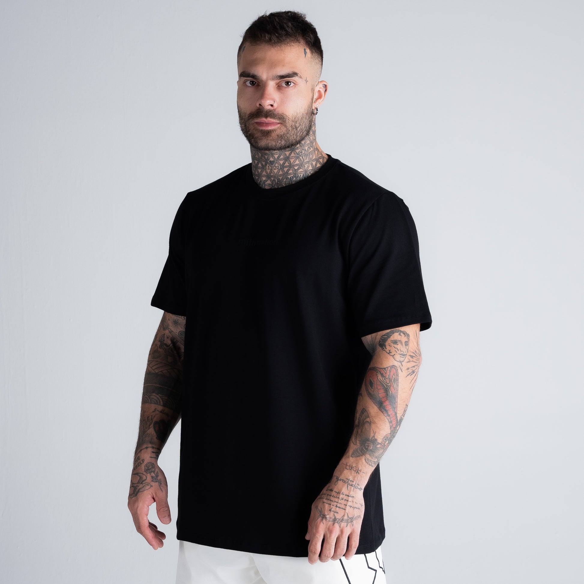 Camiseta Mith Nation Logo Preto