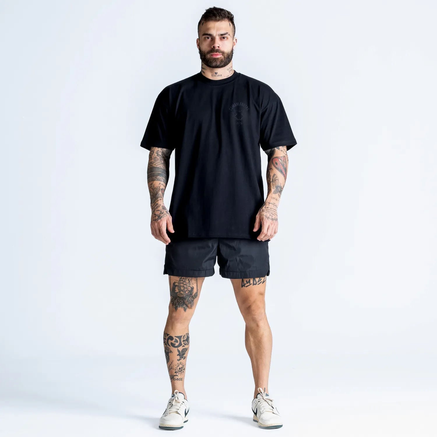 Camiseta Oversized Comam Frutas Special Edition Fight Music Show Preto