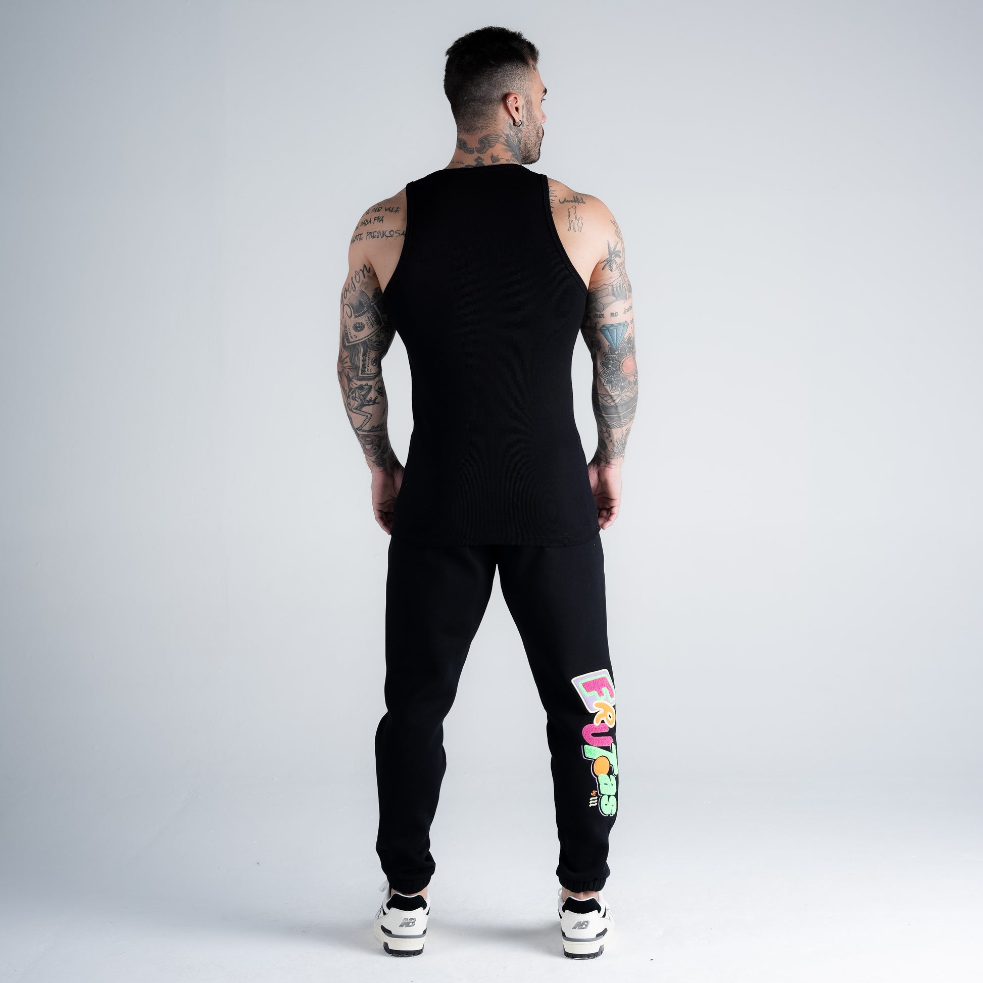 Regata GTA Canelada Mith Comam Frutas Logo Preto